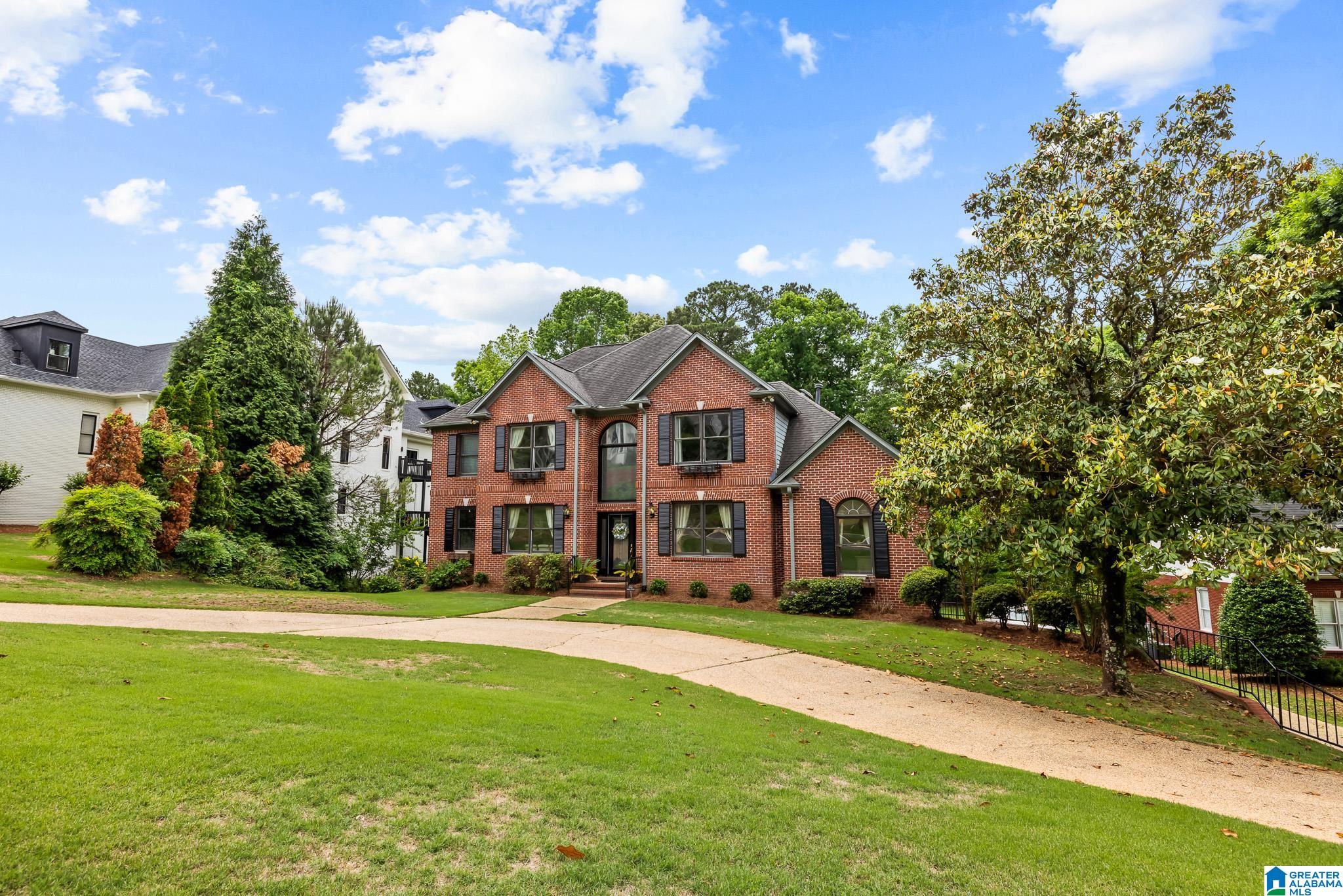 504 HILLOCK TRACE