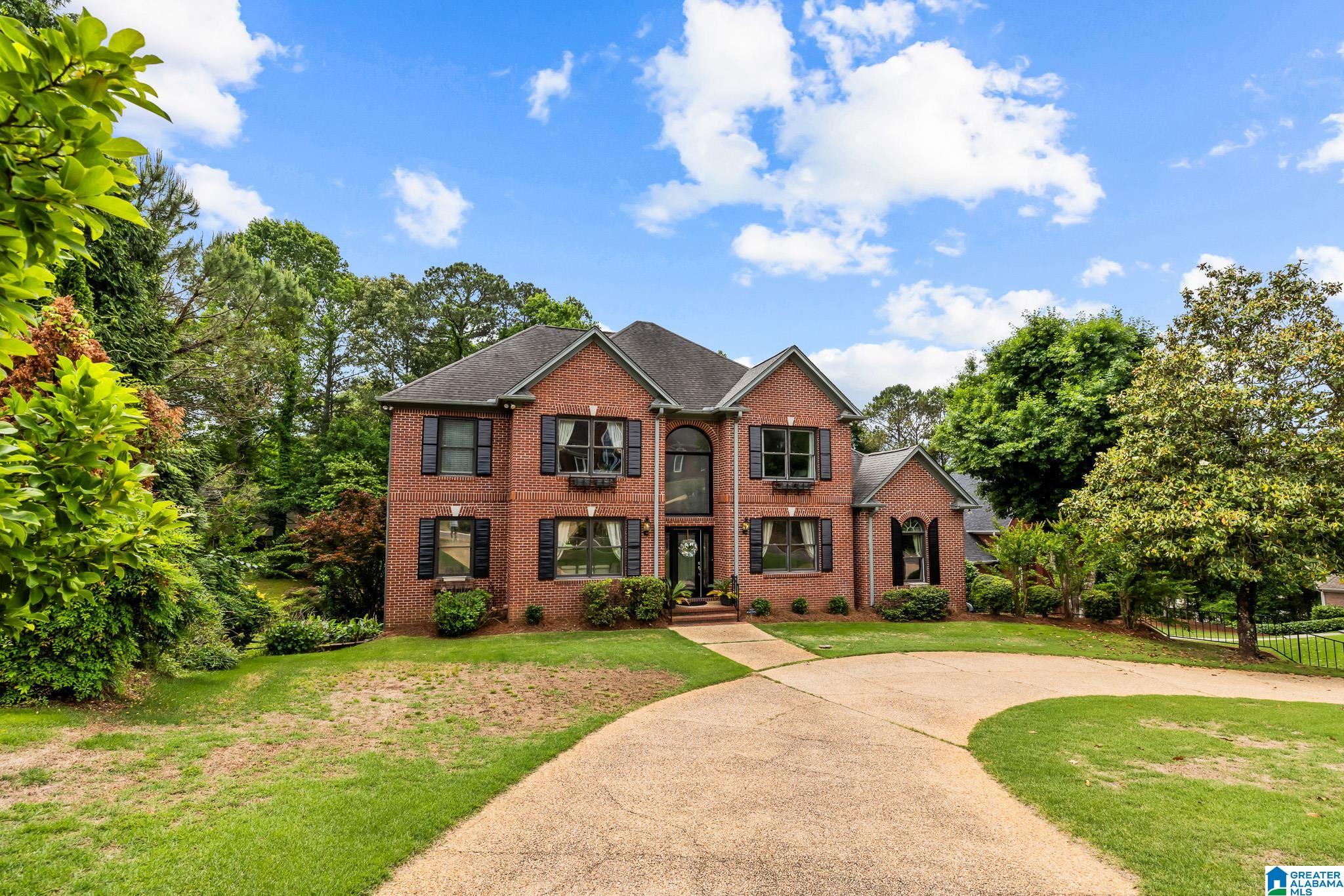 504 HILLOCK TRACE
