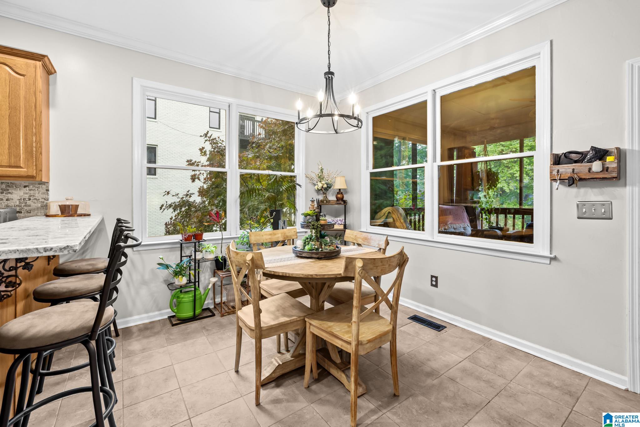 504 HILLOCK TRACE