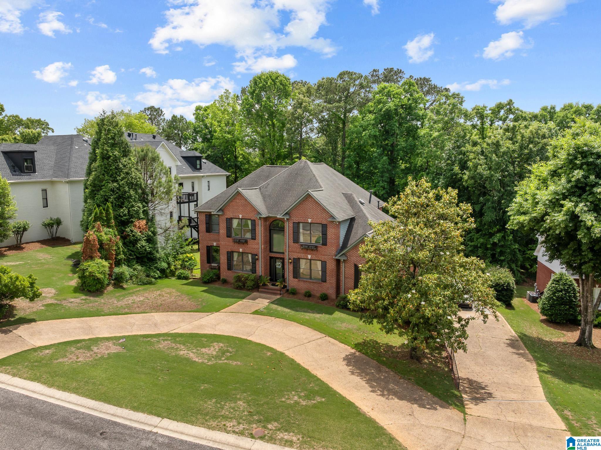 504 HILLOCK TRACE