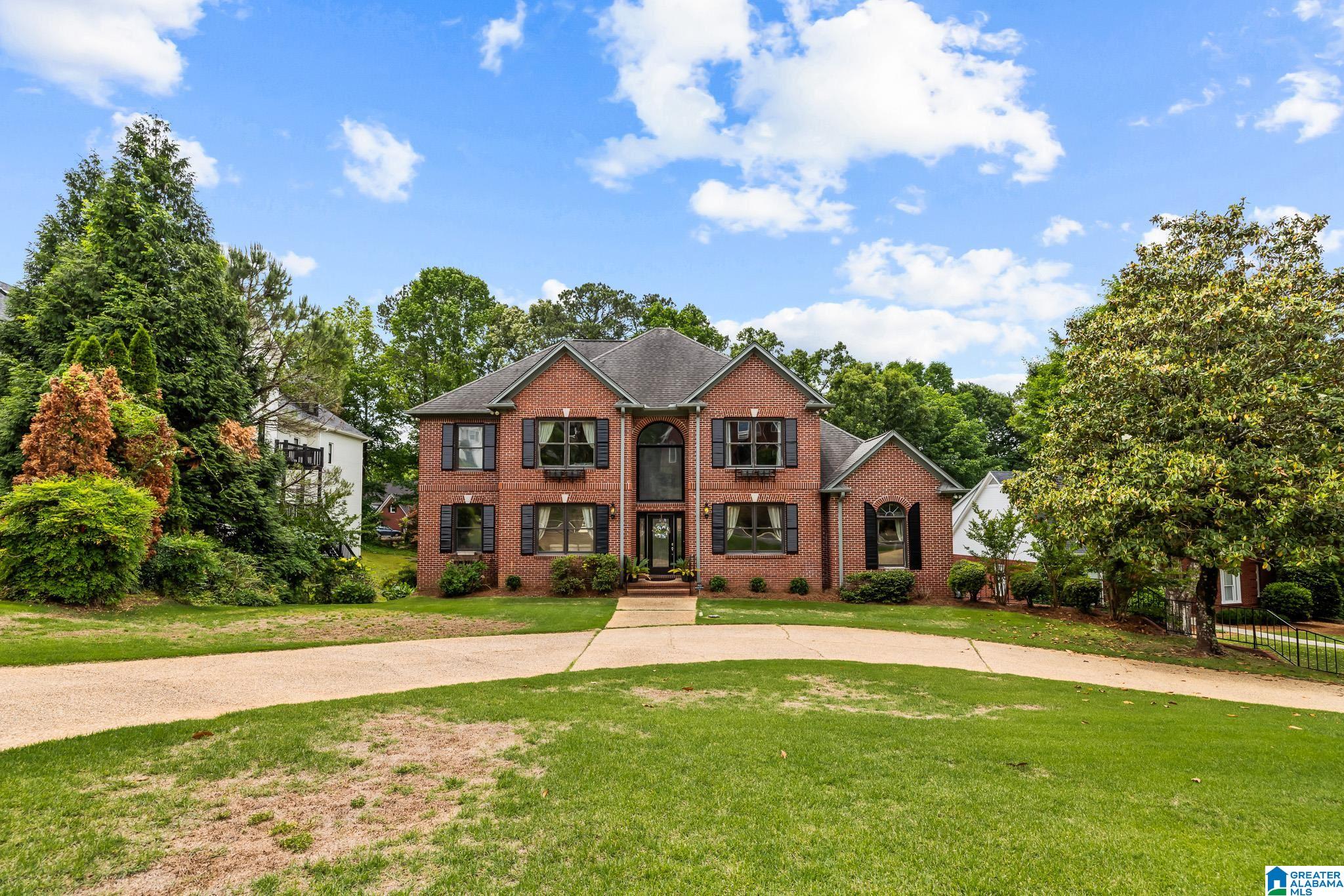 504 HILLOCK TRACE