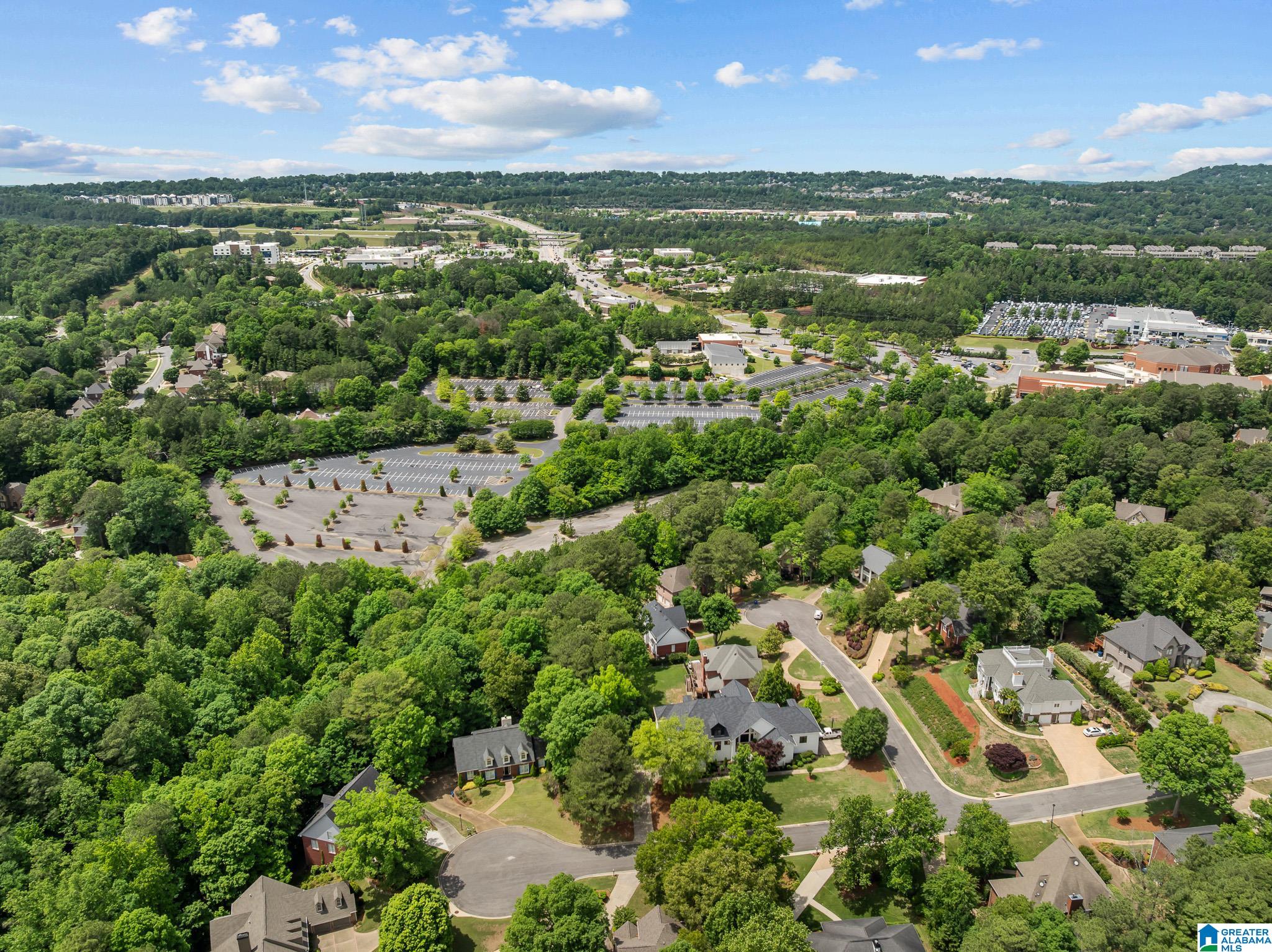 504 HILLOCK TRACE