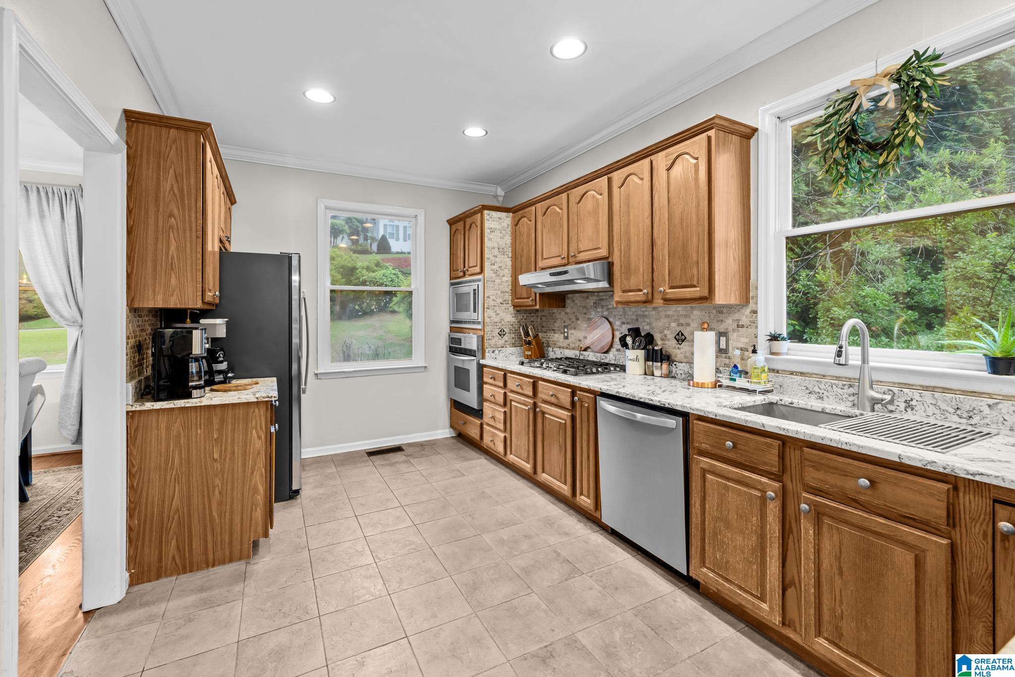 504 HILLOCK TRACE