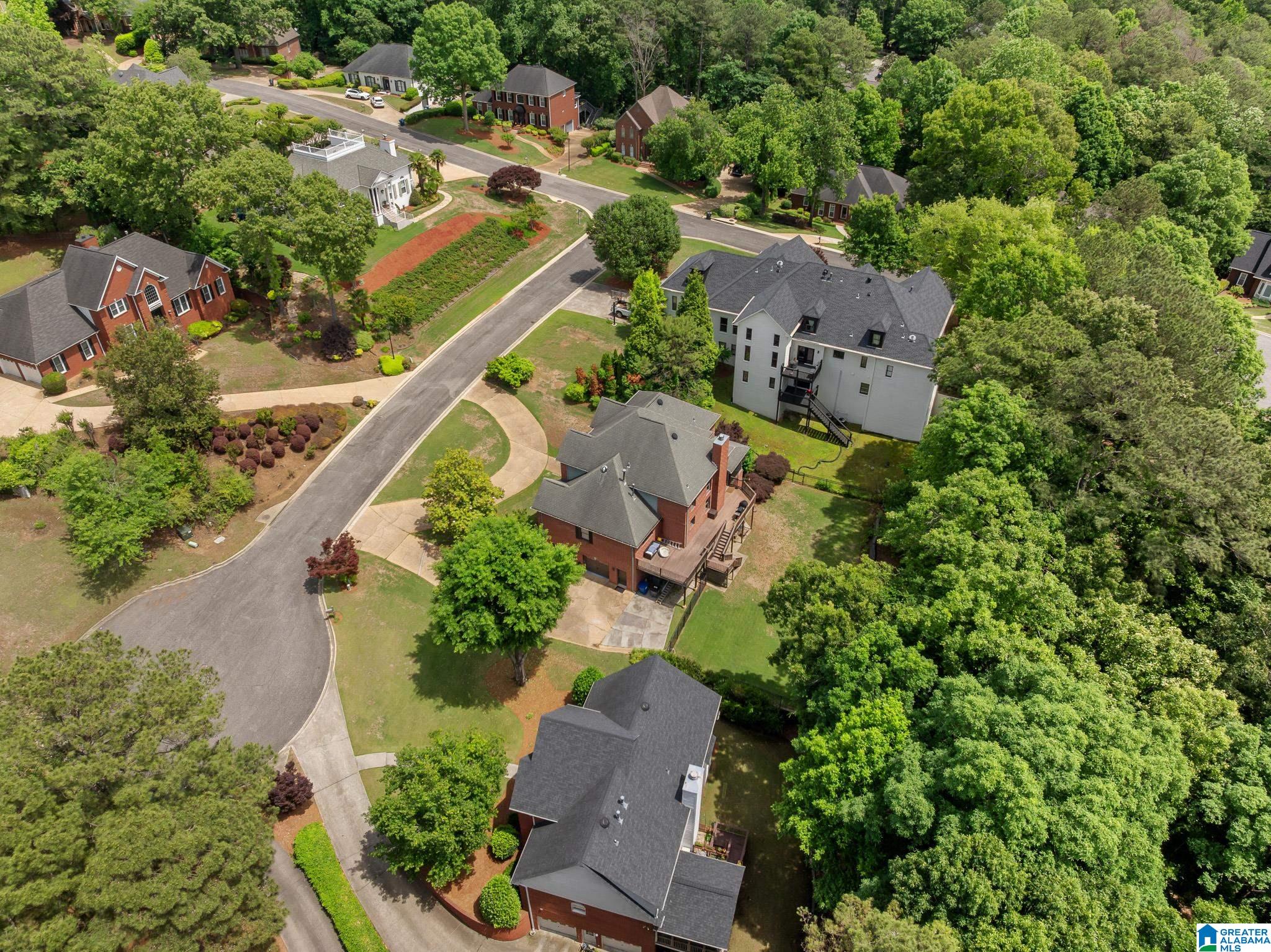 504 HILLOCK TRACE