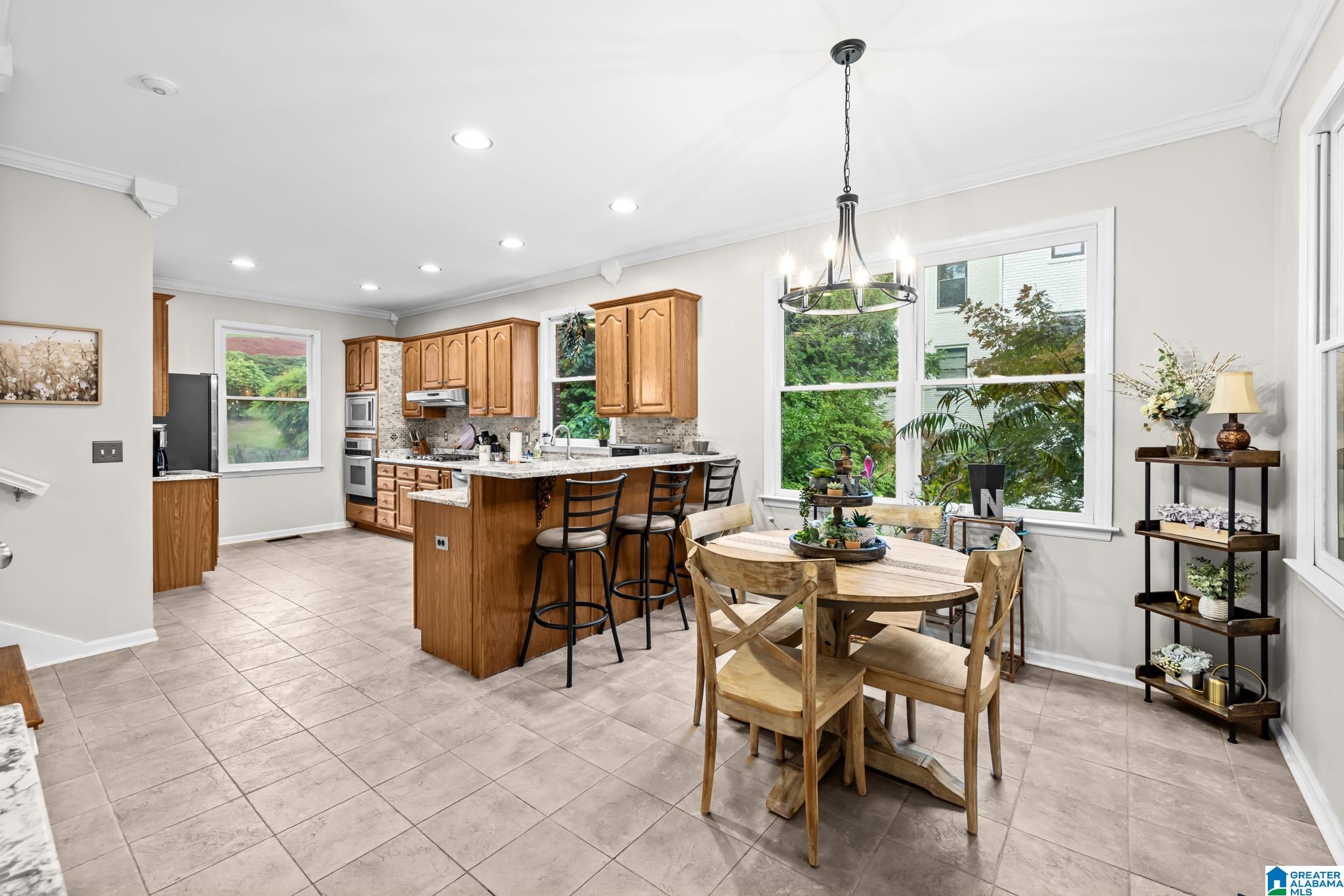 504 HILLOCK TRACE