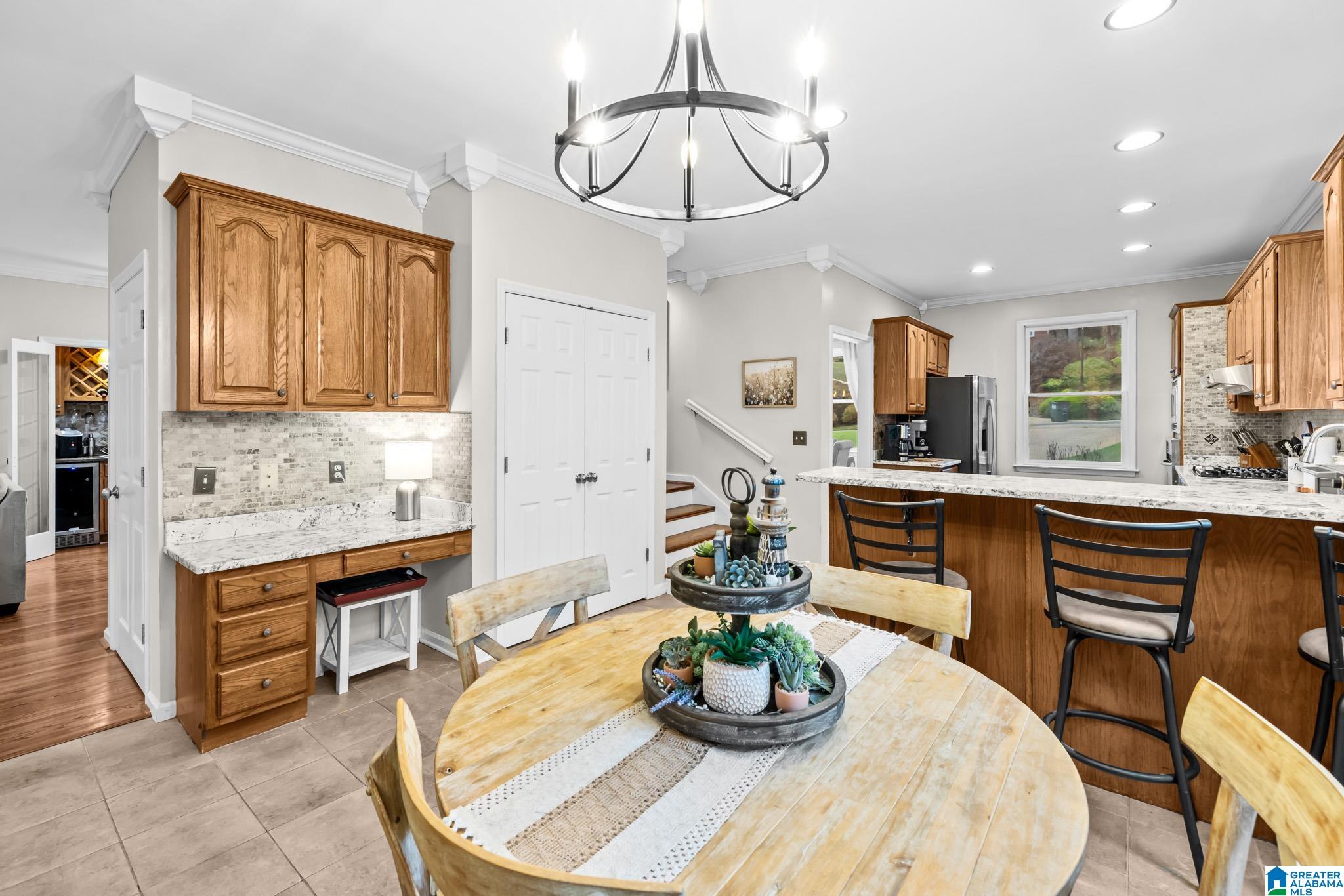 504 HILLOCK TRACE