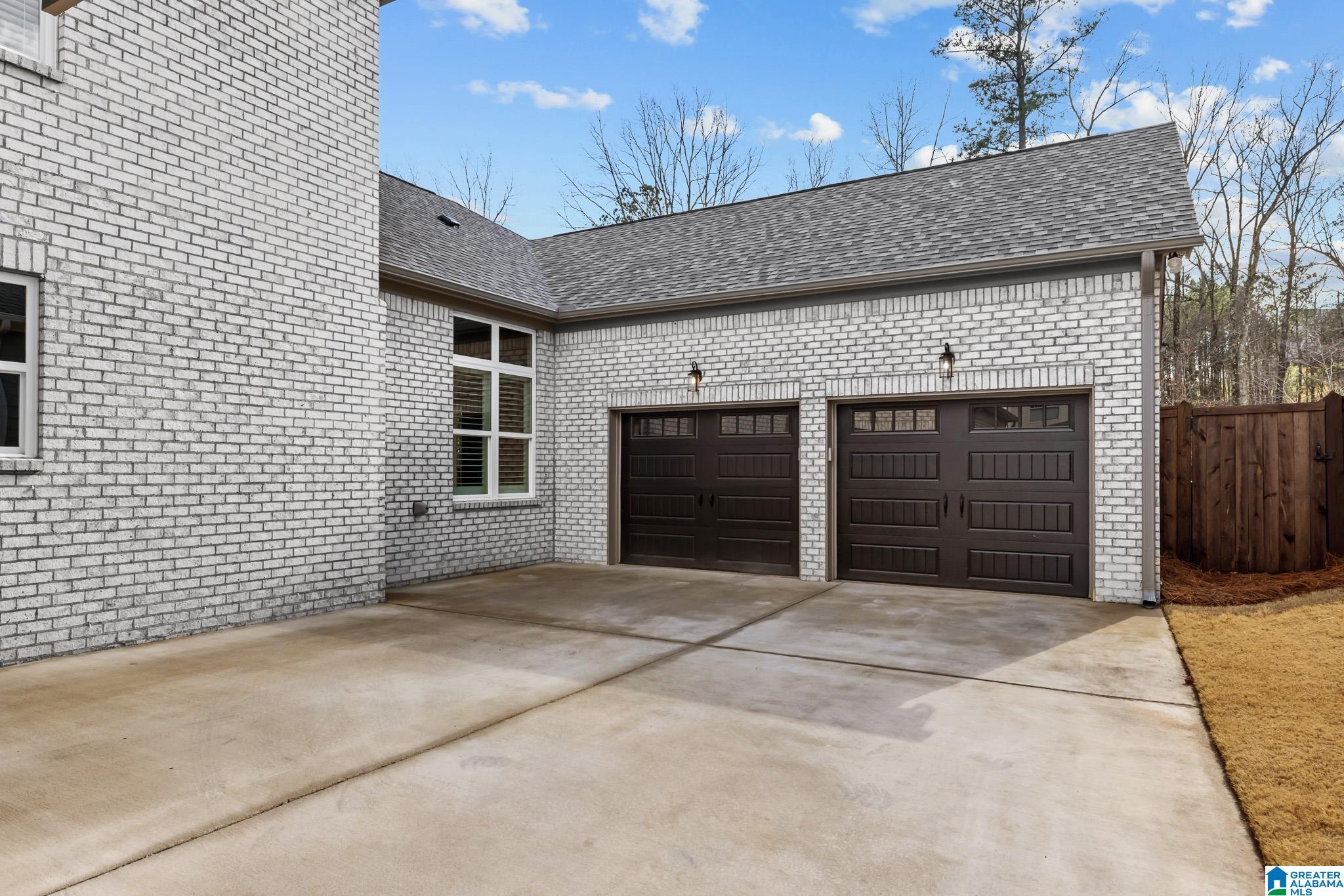 4745 ARDEN WAY