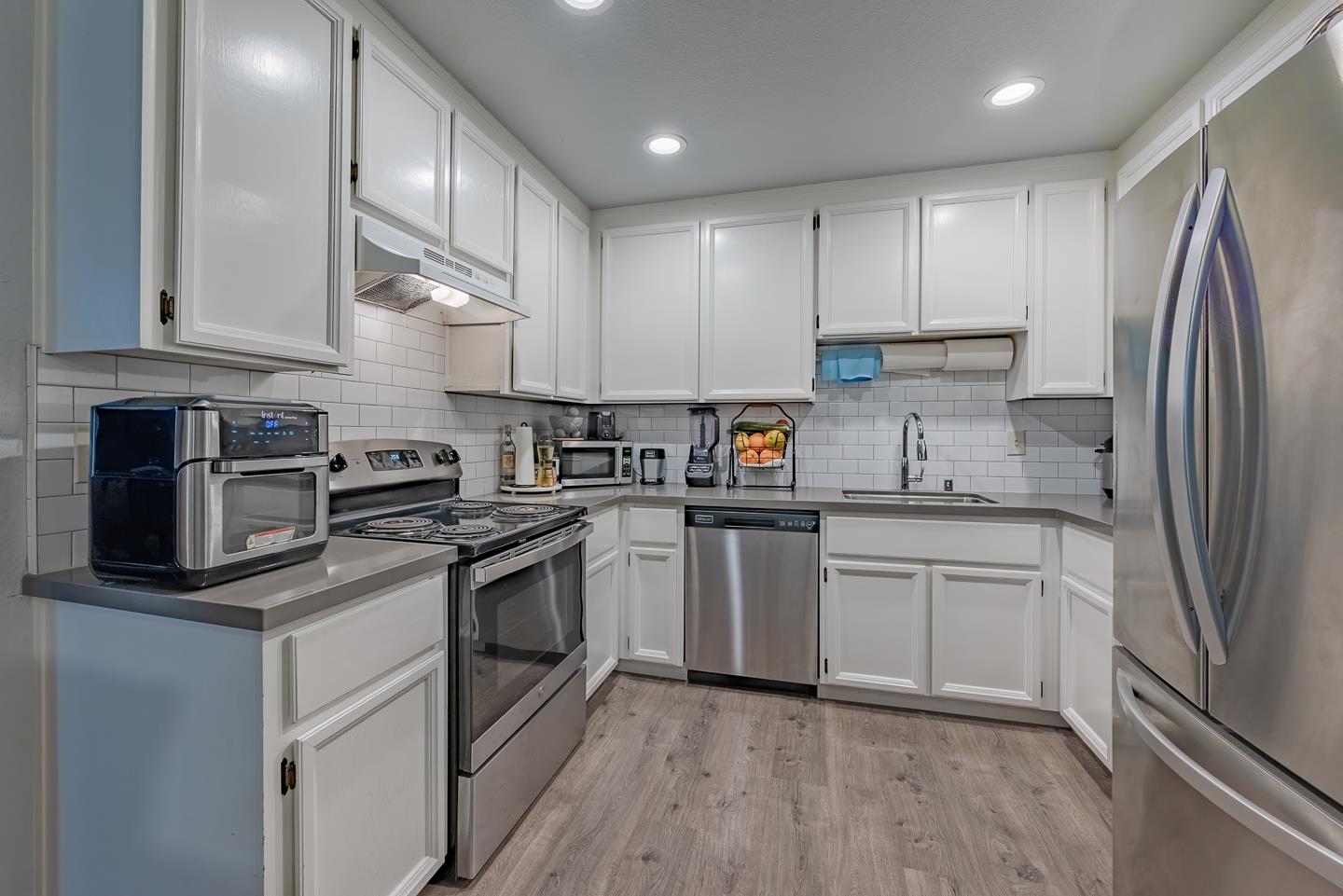375 Clifford Avenue 315