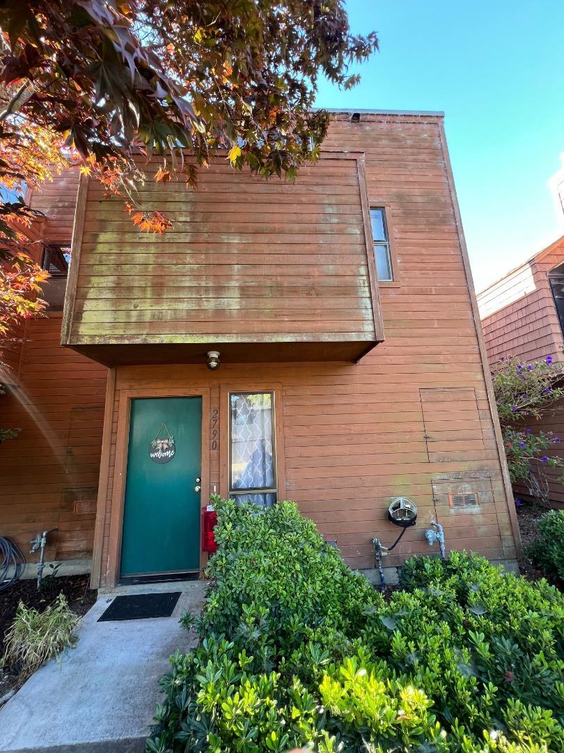 2790 Wimbledon Drive