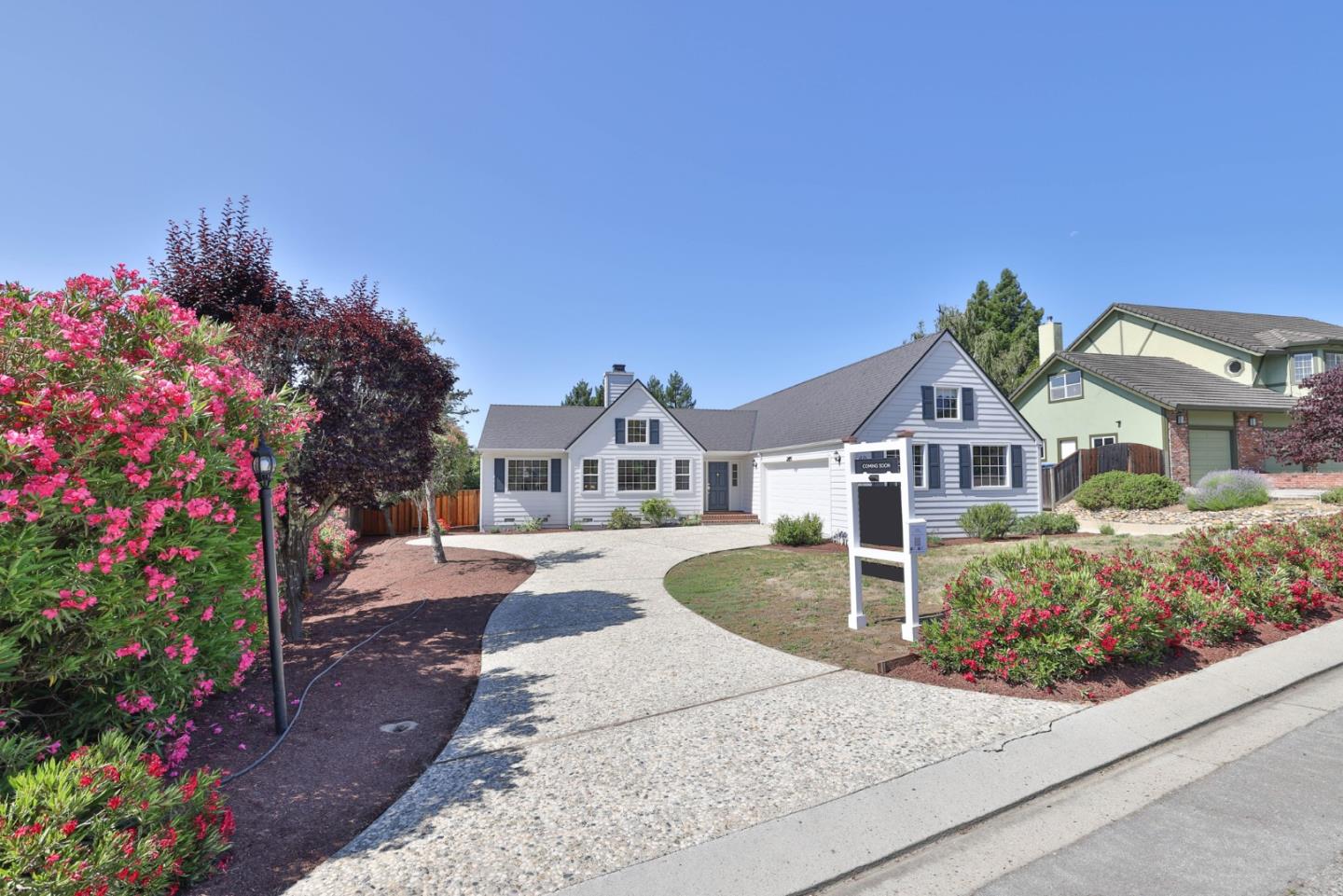 40 Casa Way