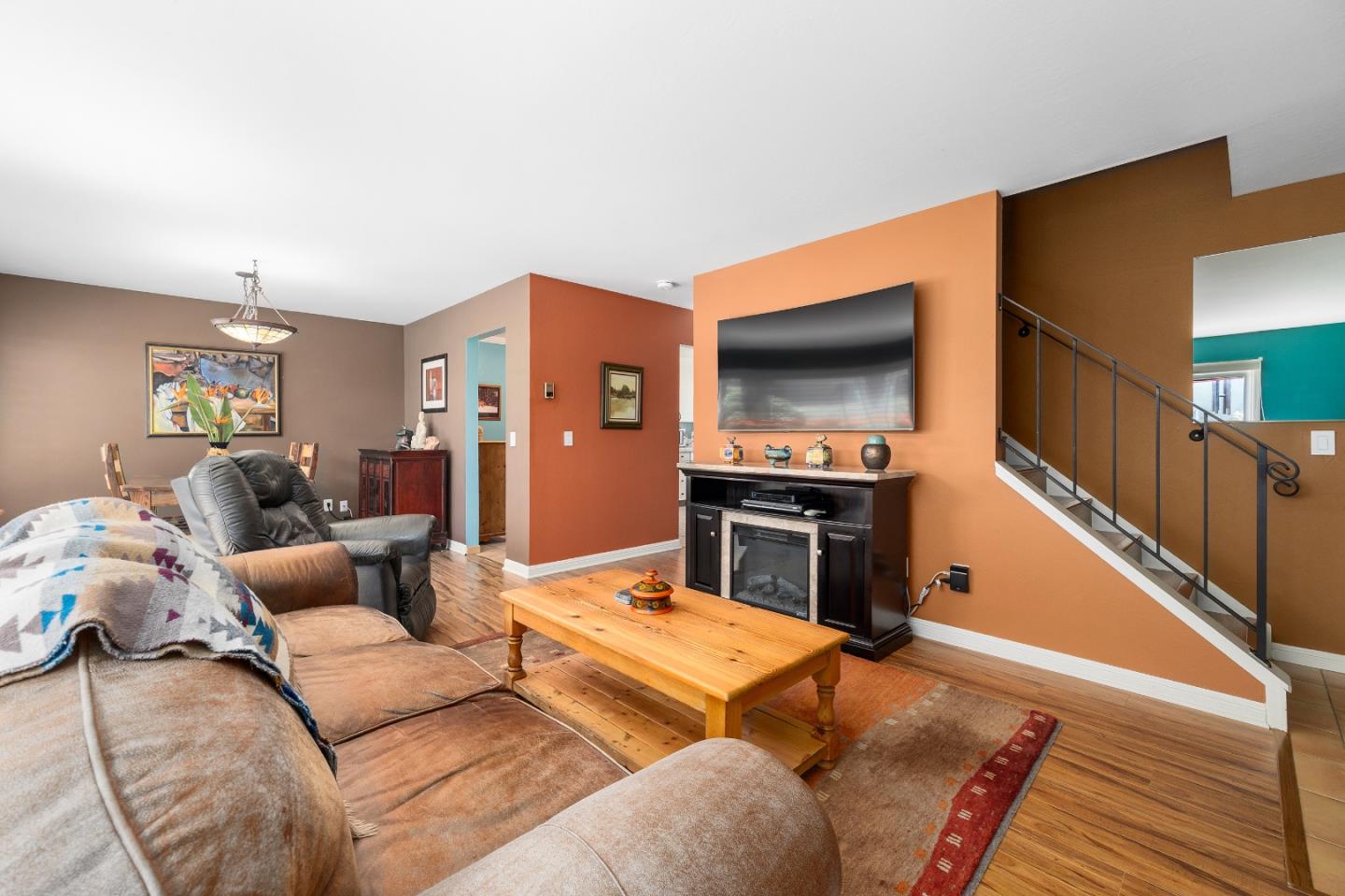 176 Crestview Court
