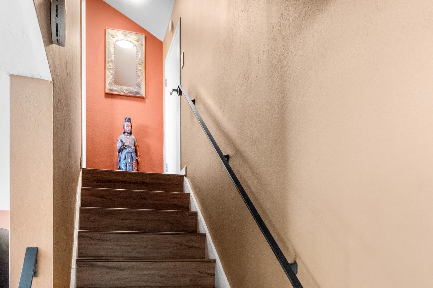 176 Crestview Court