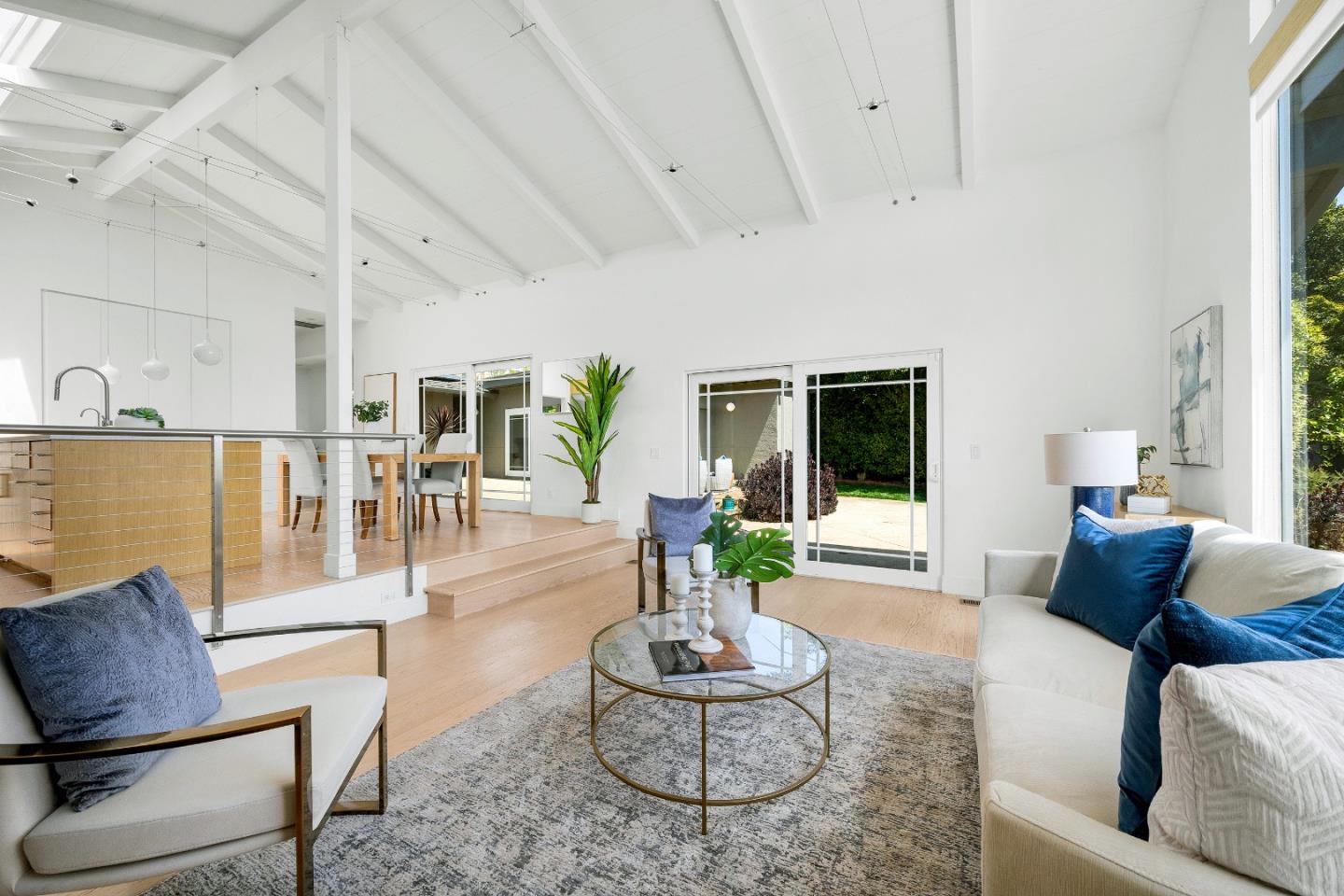 230 Thunderbird Drive