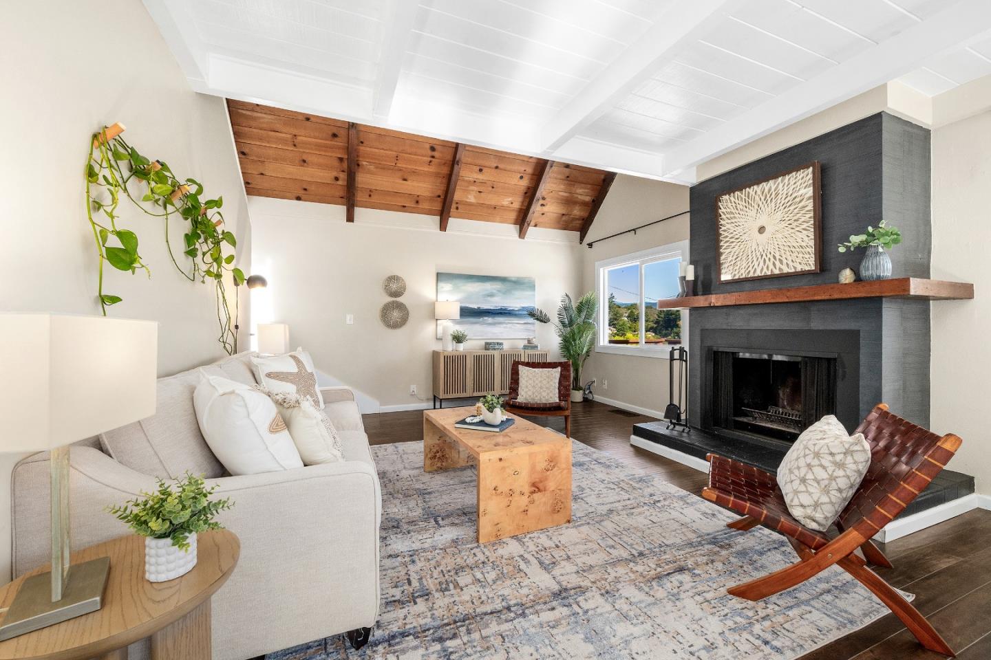 518 Encino Drive