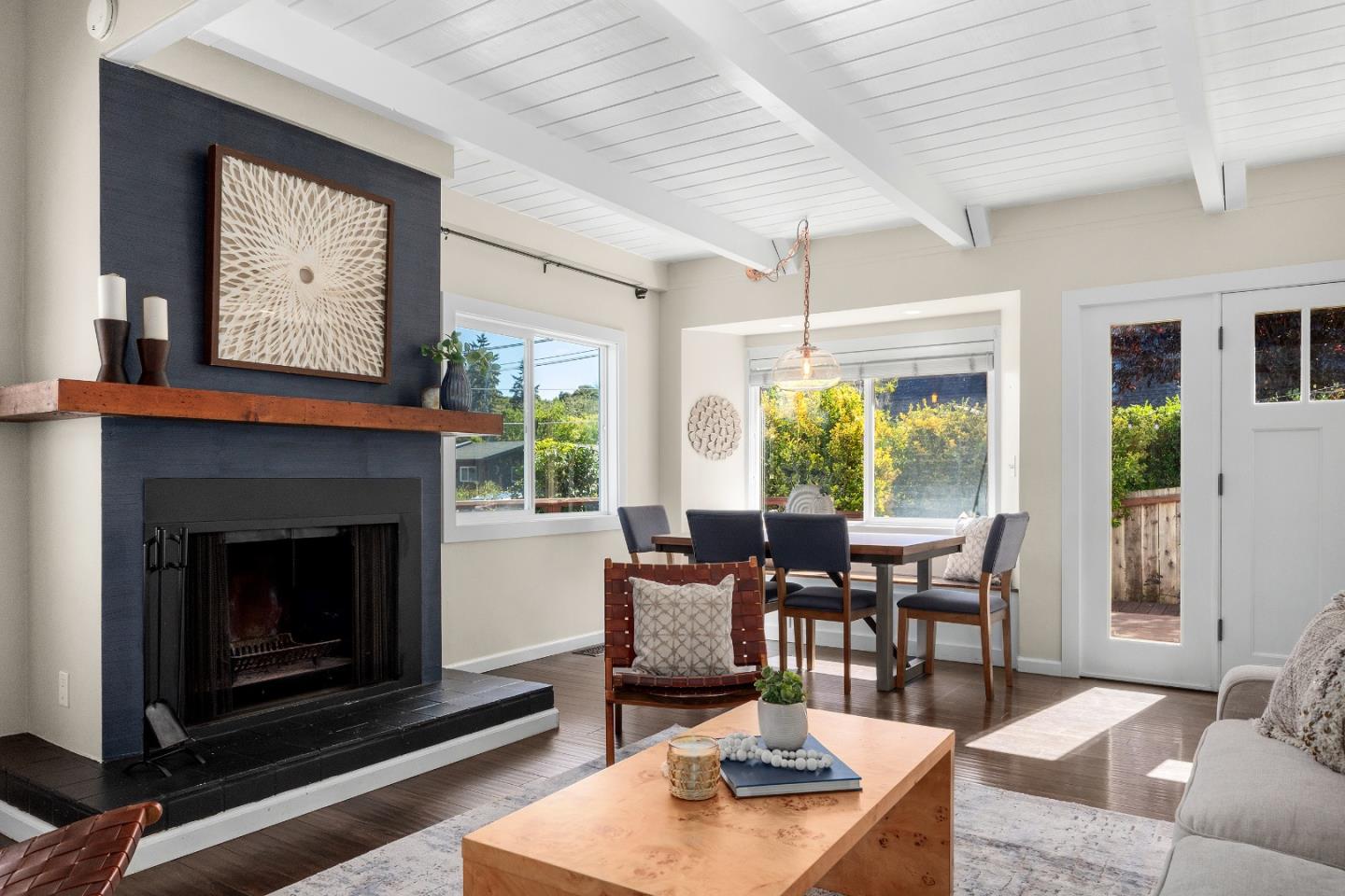 518 Encino Drive
