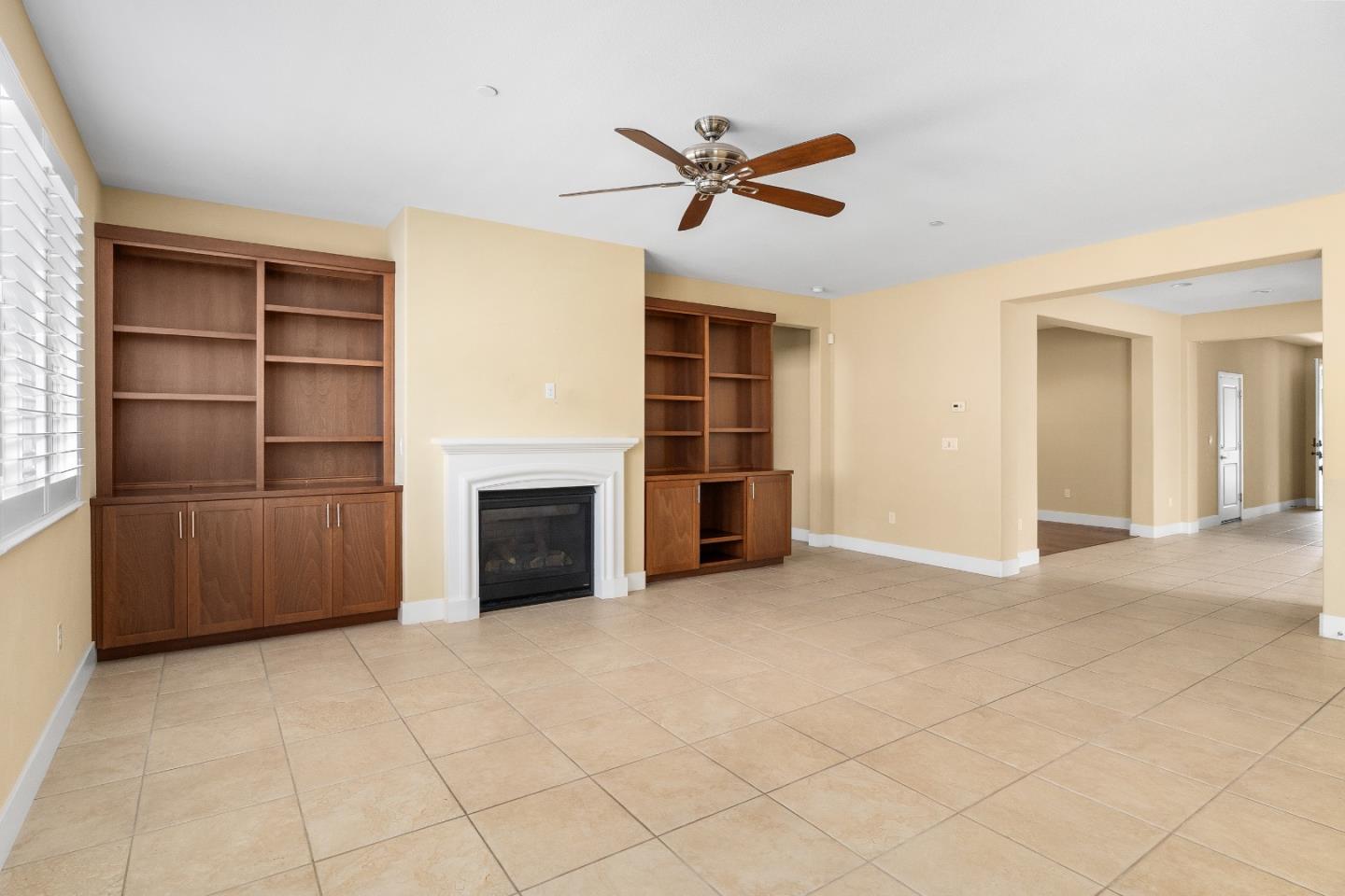 9881 Rancho Hills Drive