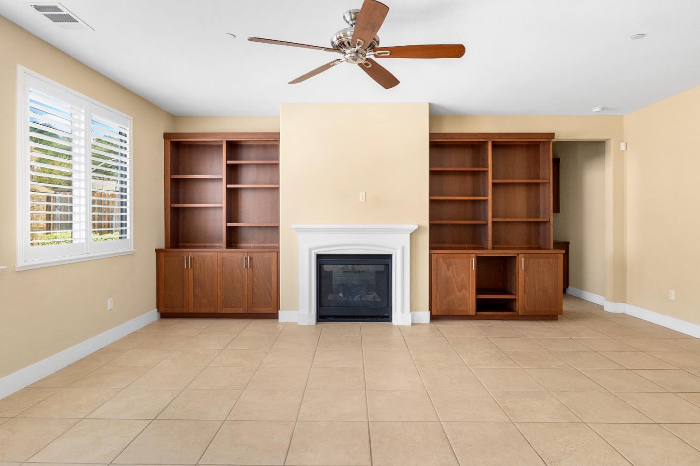9881 Rancho Hills Drive