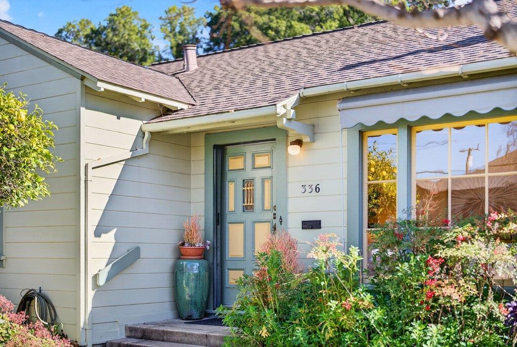 336 Dakota Avenue