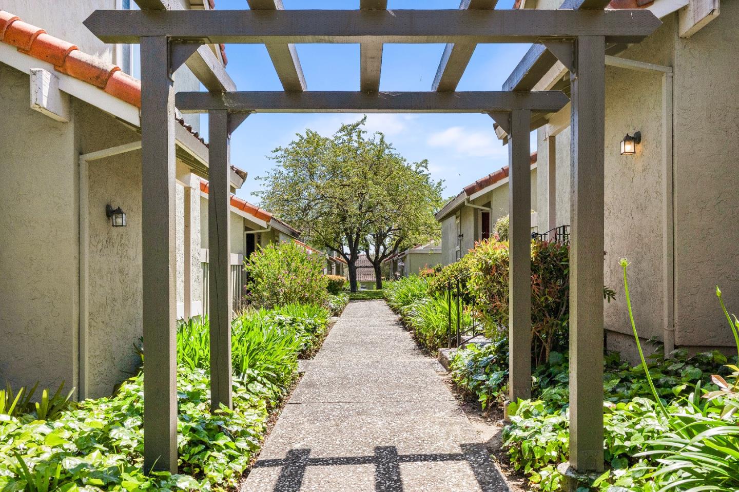 246 Crestview Drive