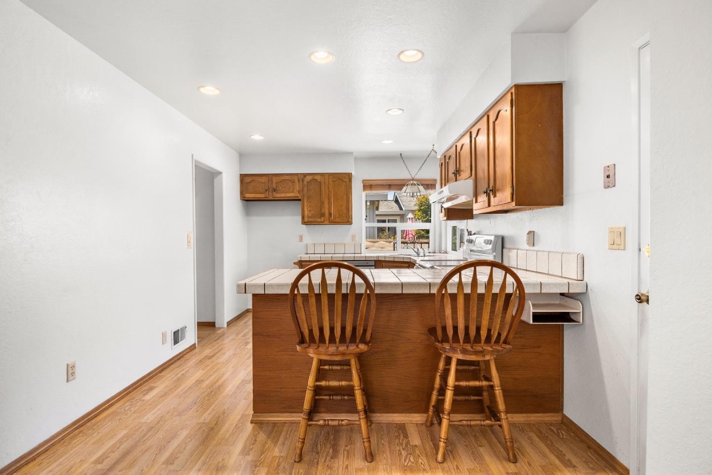 459 Vivienne Drive