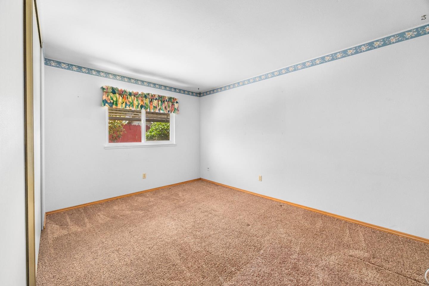 459 Vivienne Drive