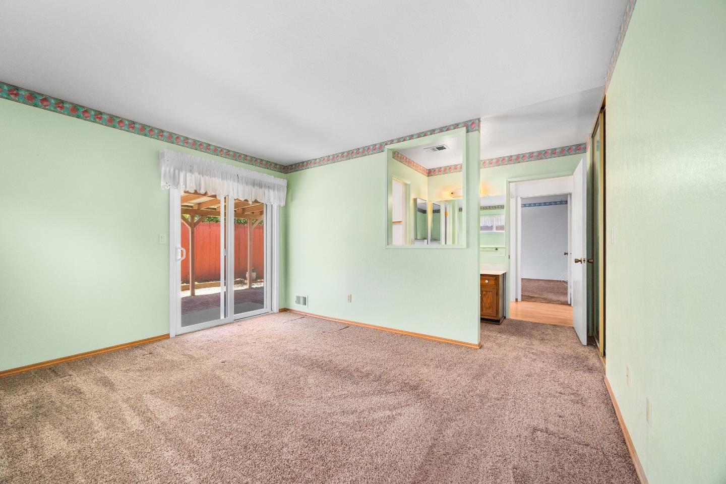 459 Vivienne Drive