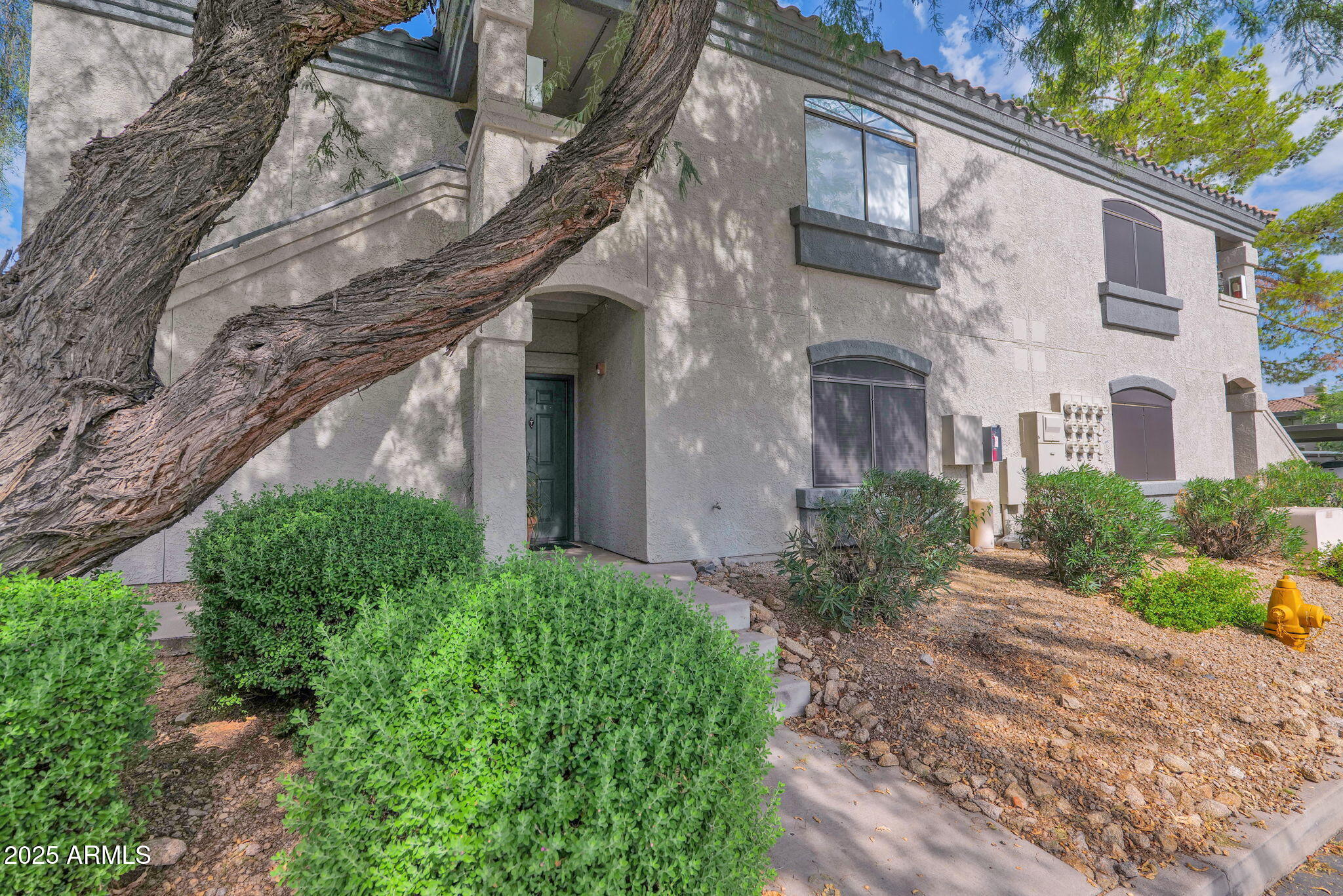 15095 N THOMPSON PEAK Parkway, 1050