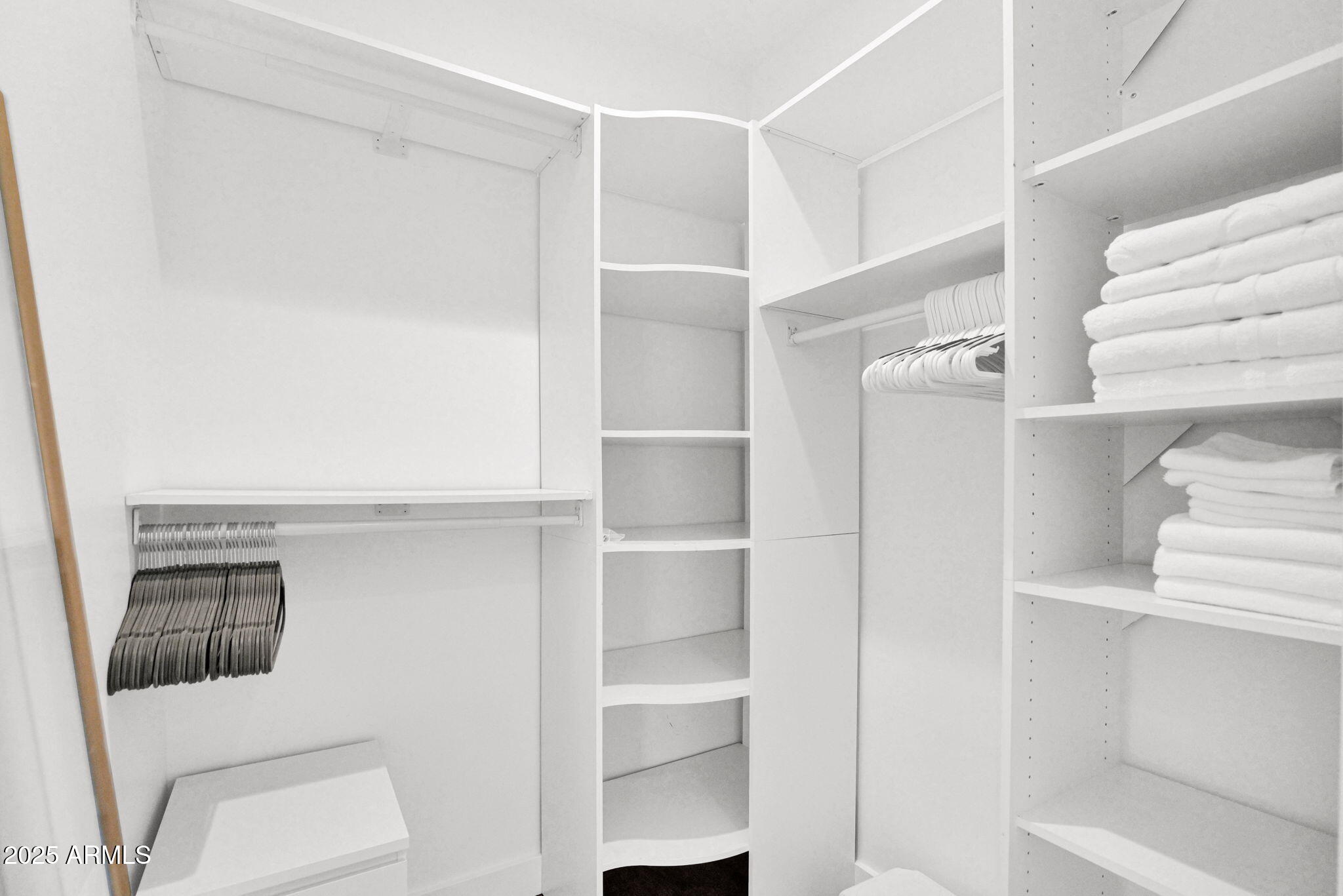 15095 N THOMPSON PEAK Parkway, 1050