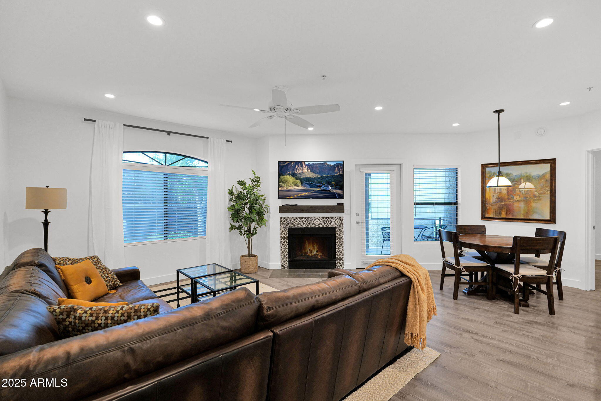 15095 N THOMPSON PEAK Parkway, 1050