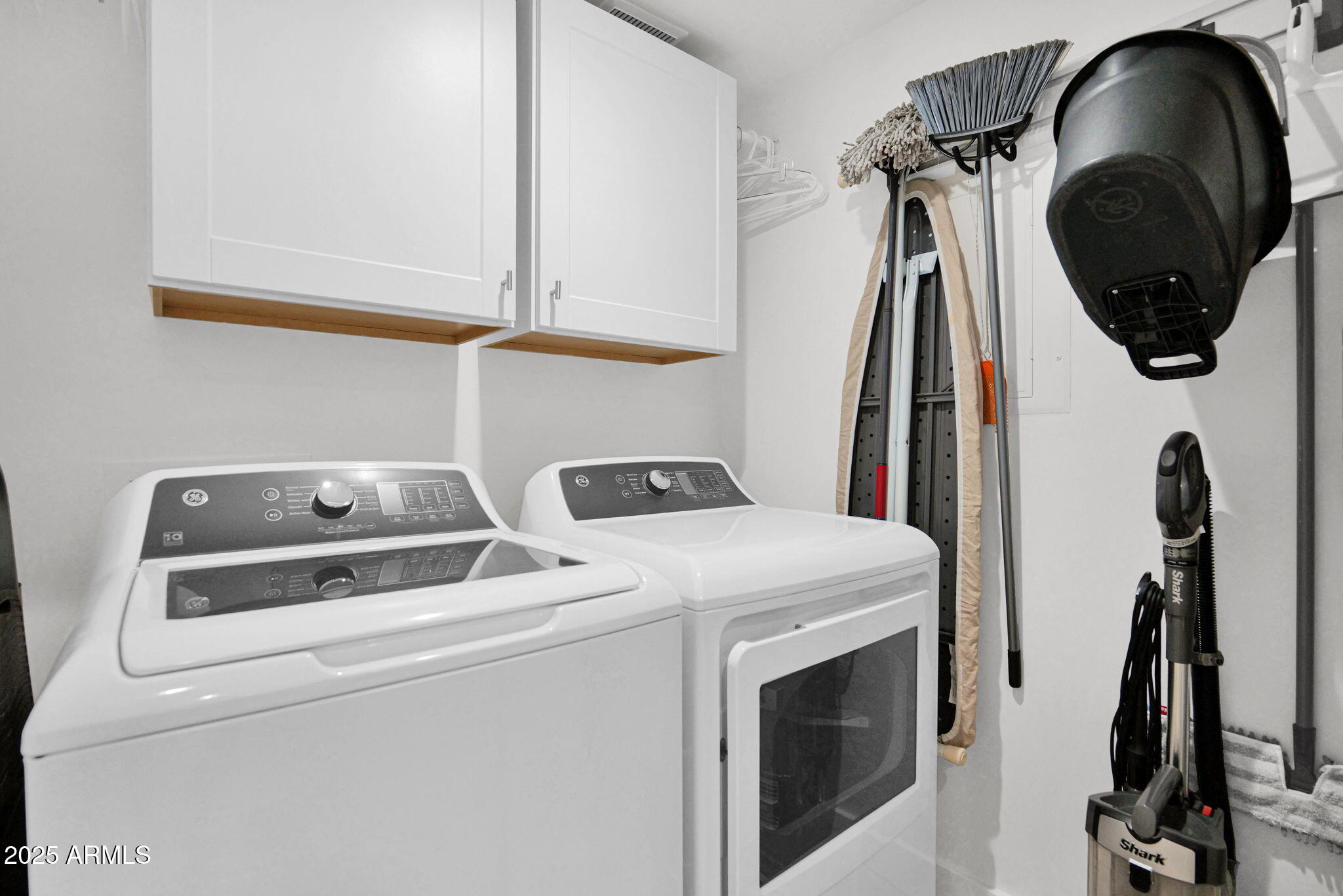 15095 N THOMPSON PEAK Parkway, 1050