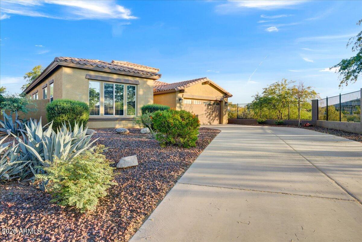 18025 W CASSIA Way