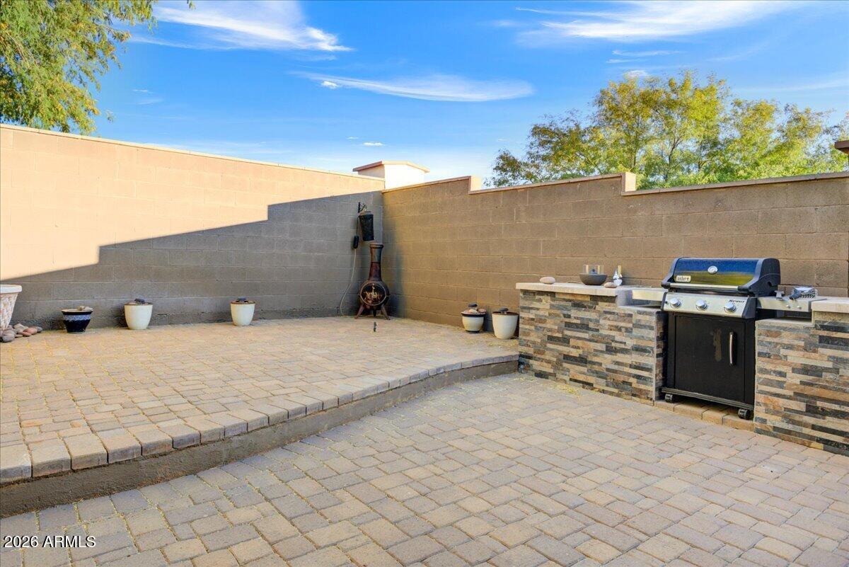 18025 W CASSIA Way
