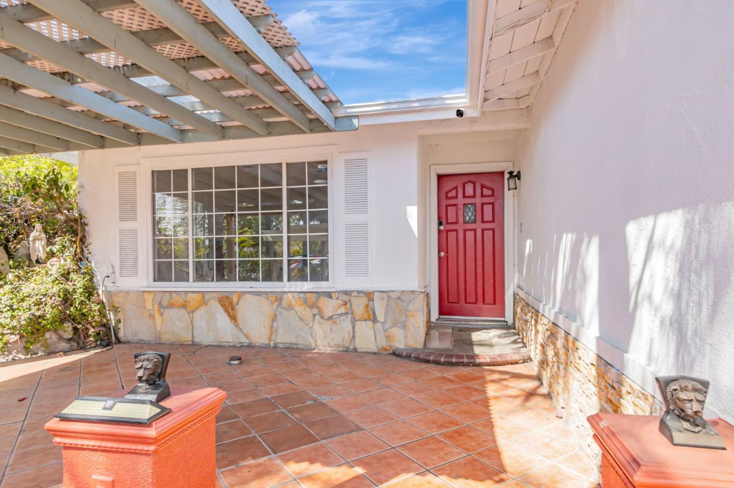 1087 Starlite Drive
