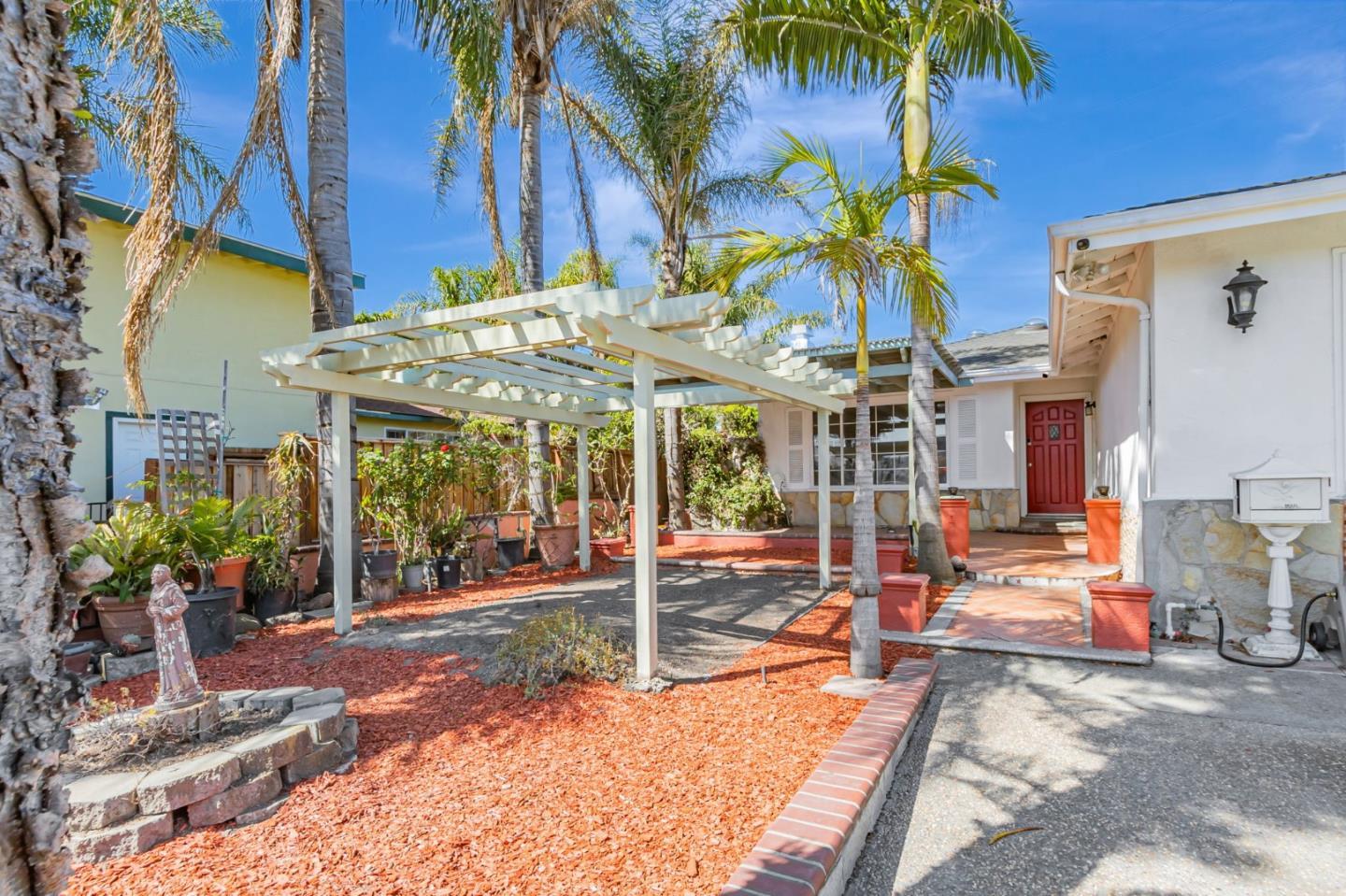 1087 Starlite Drive