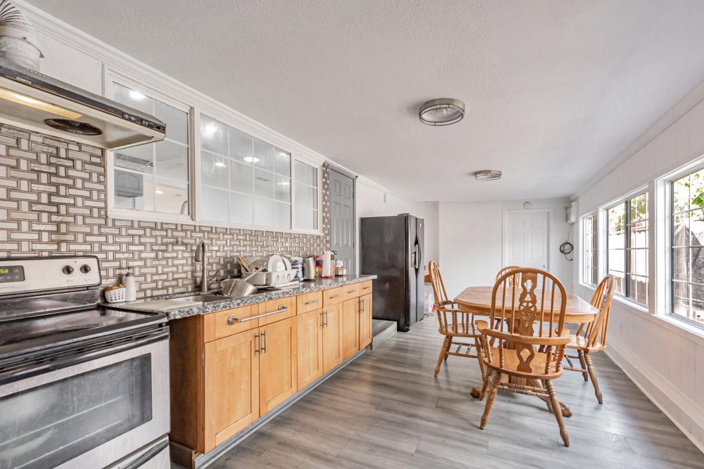 1087 Starlite Drive