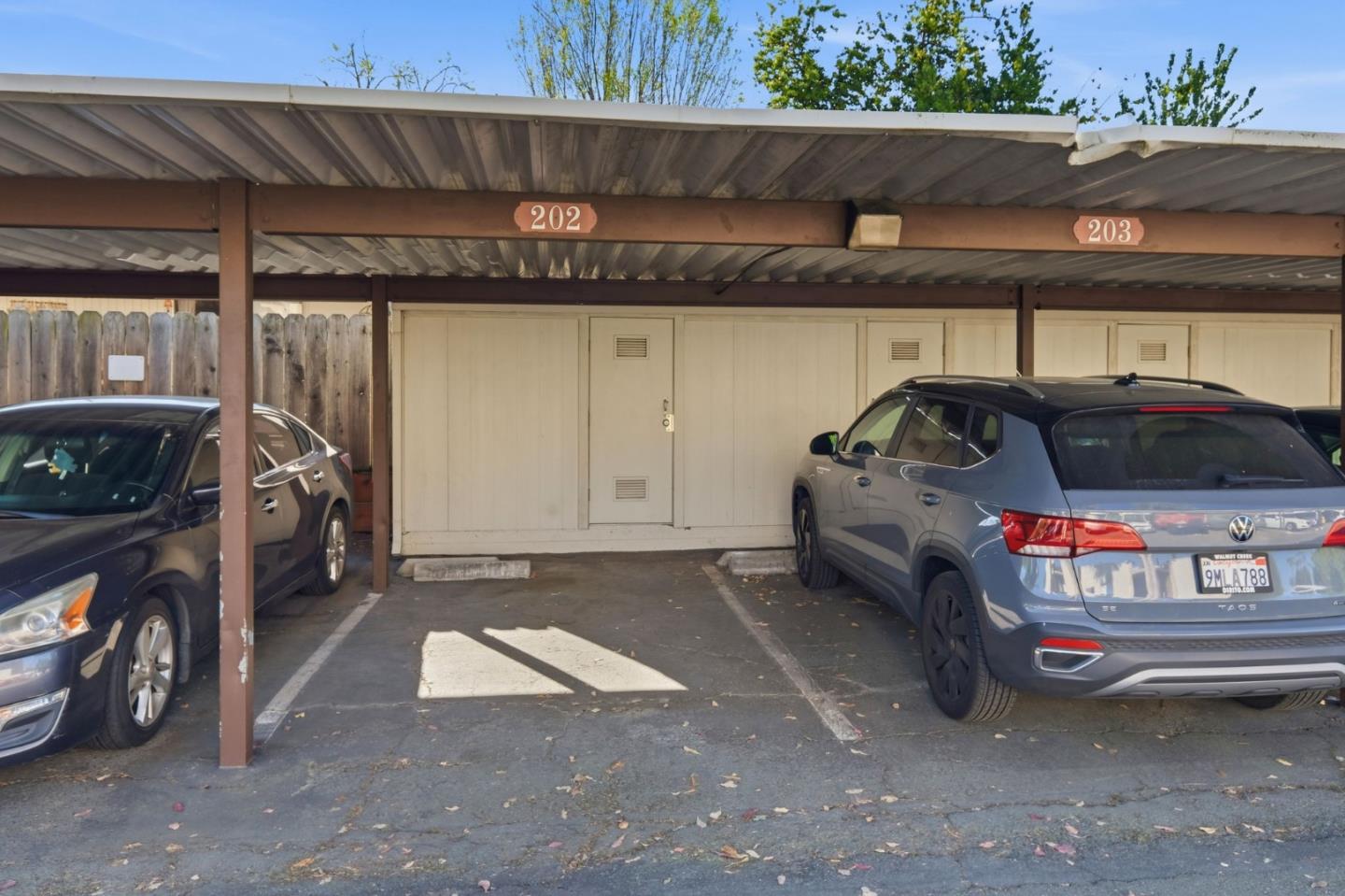 1660 Laguna Street D