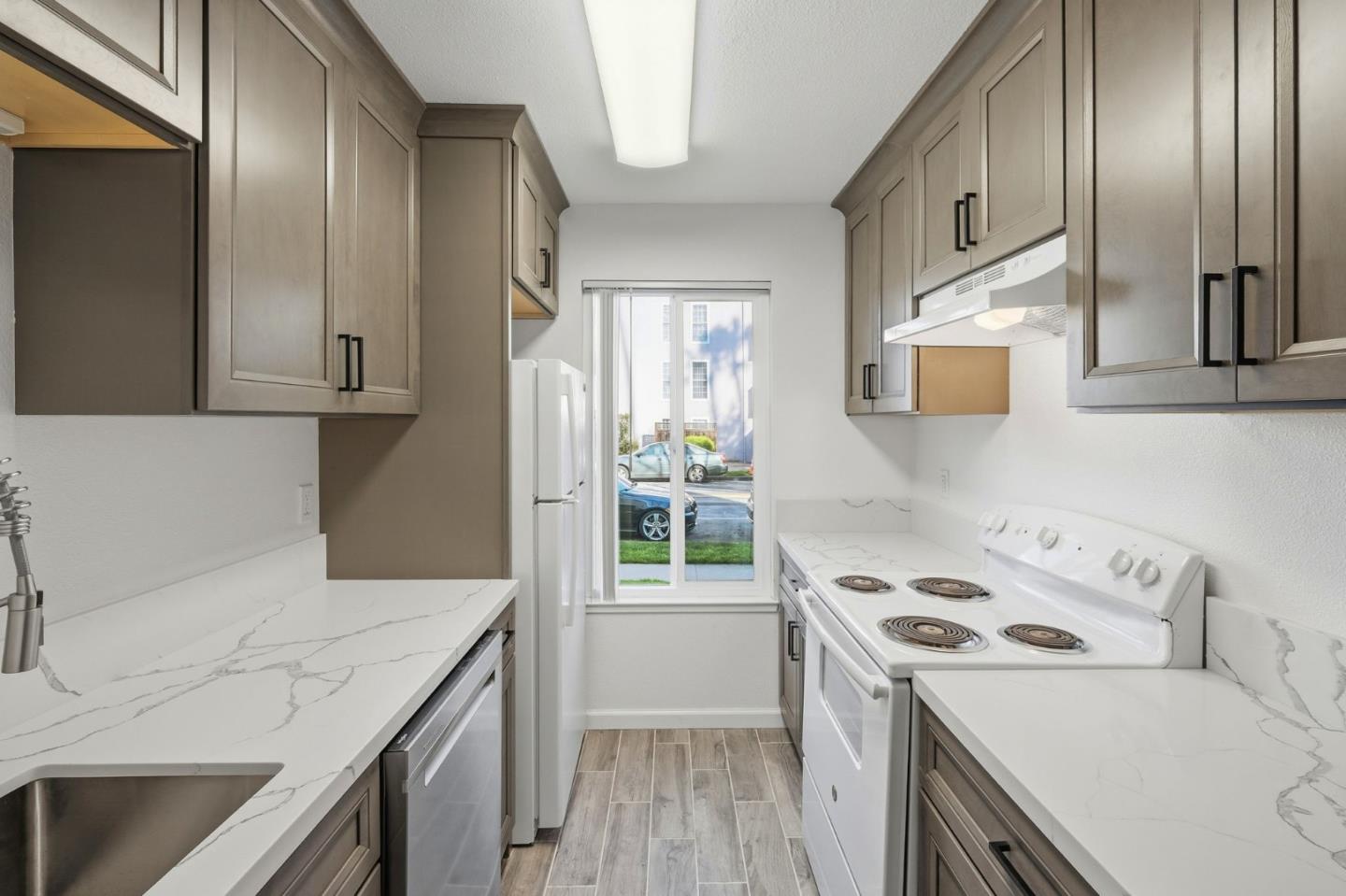 1660 Laguna Street D