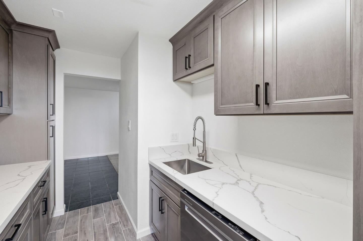 1660 Laguna Street D