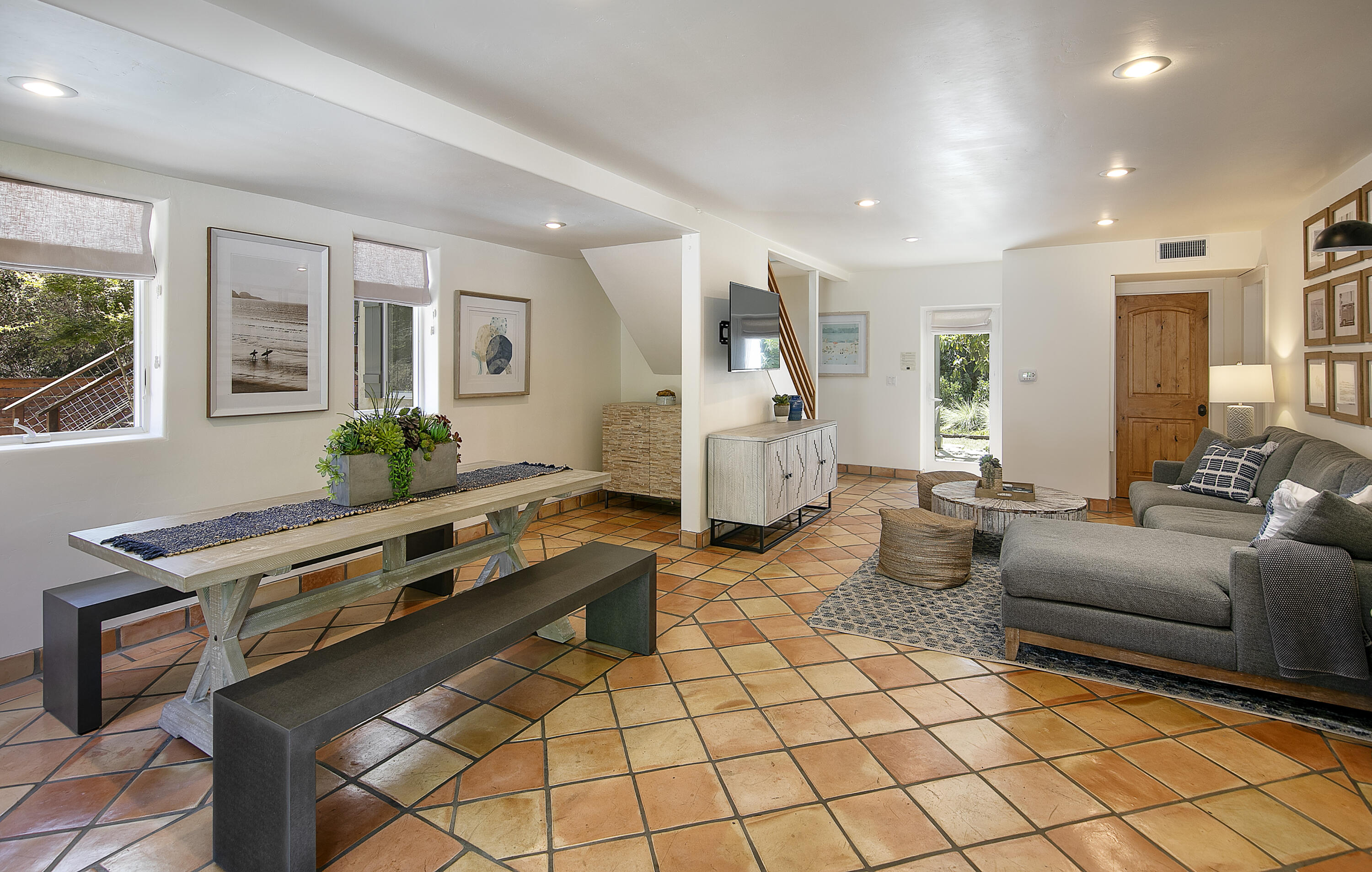 161 Loureyro Road
