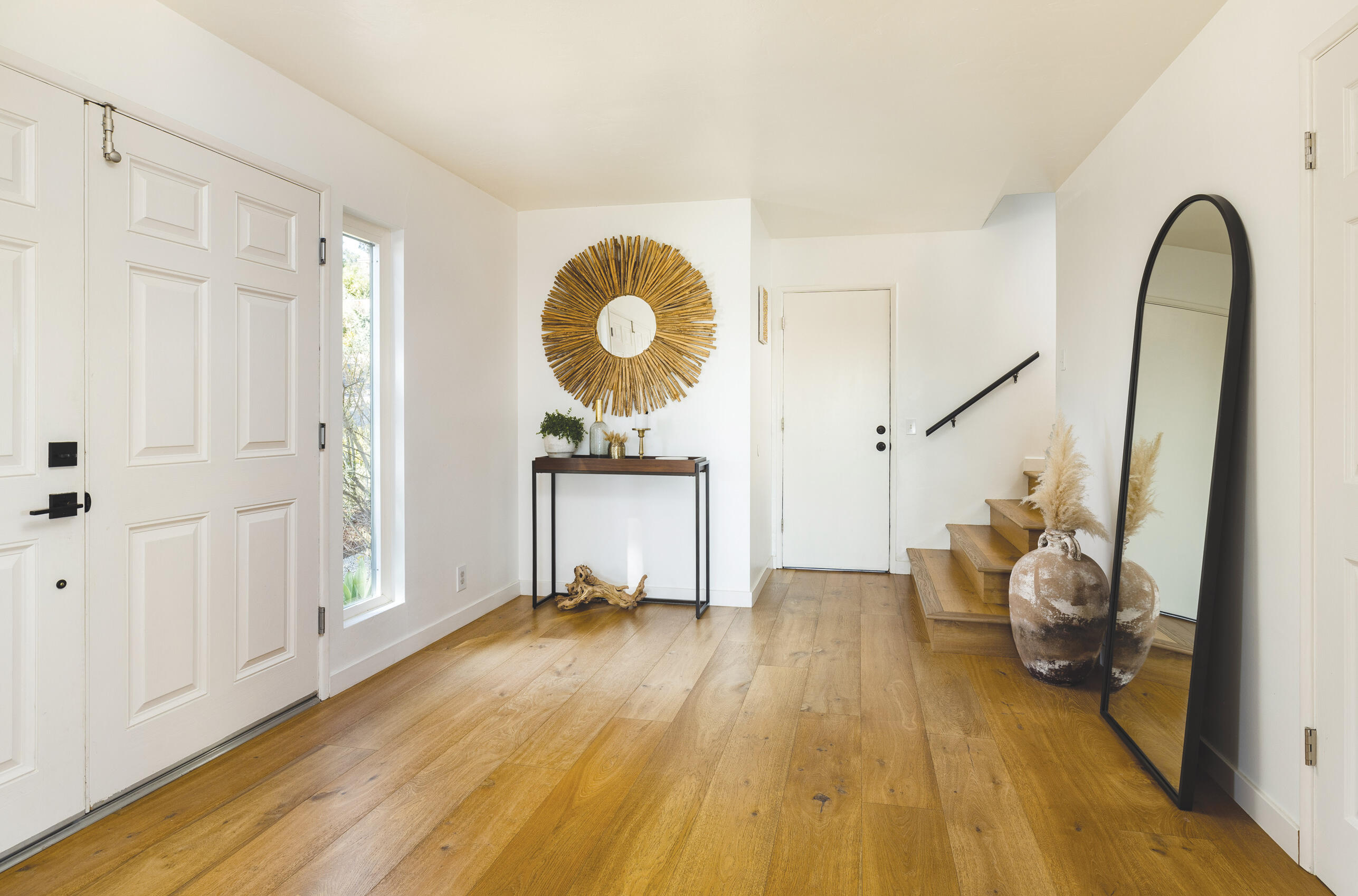 3241 Lucinda Lane