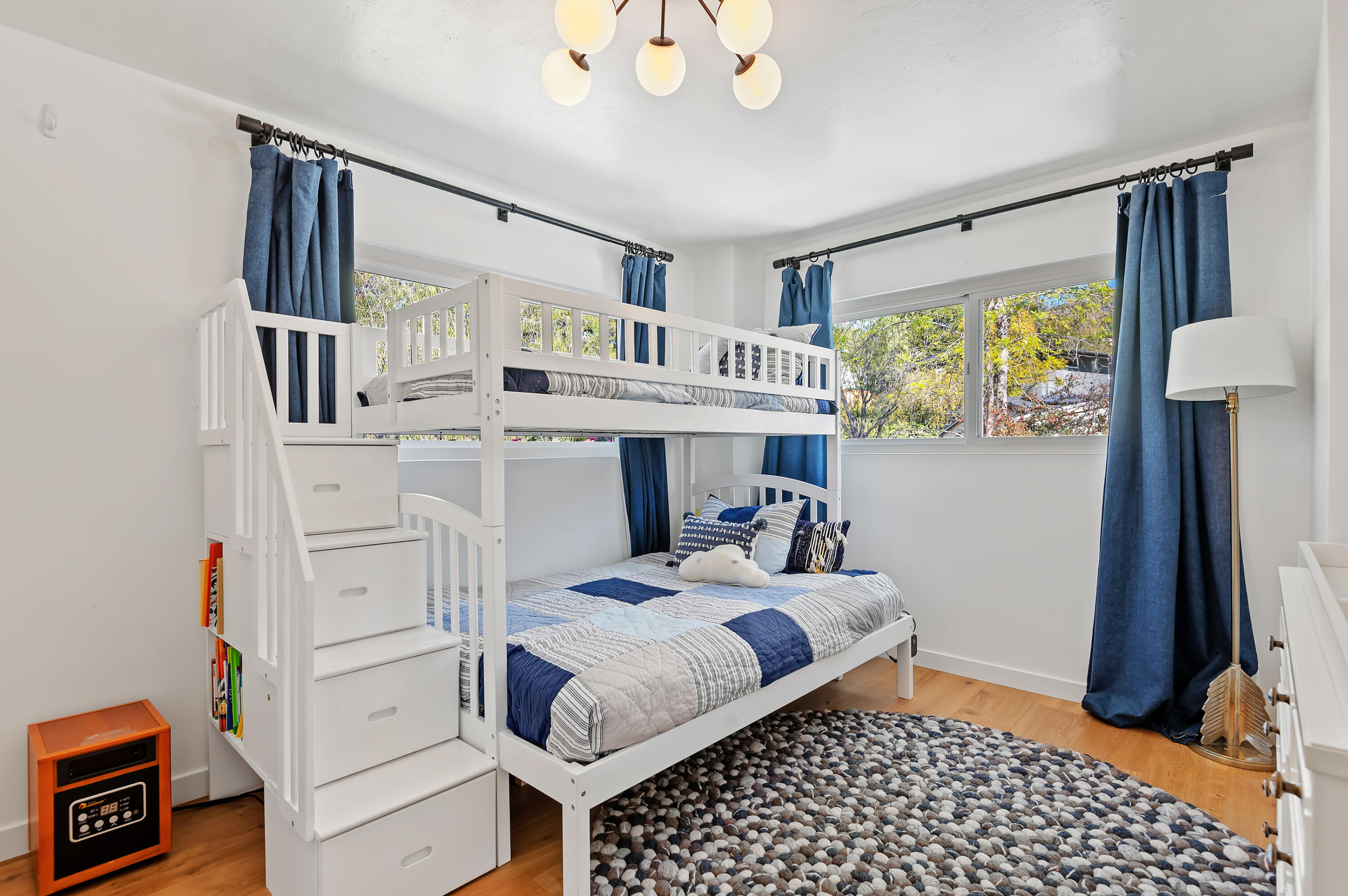 3241 Lucinda Lane