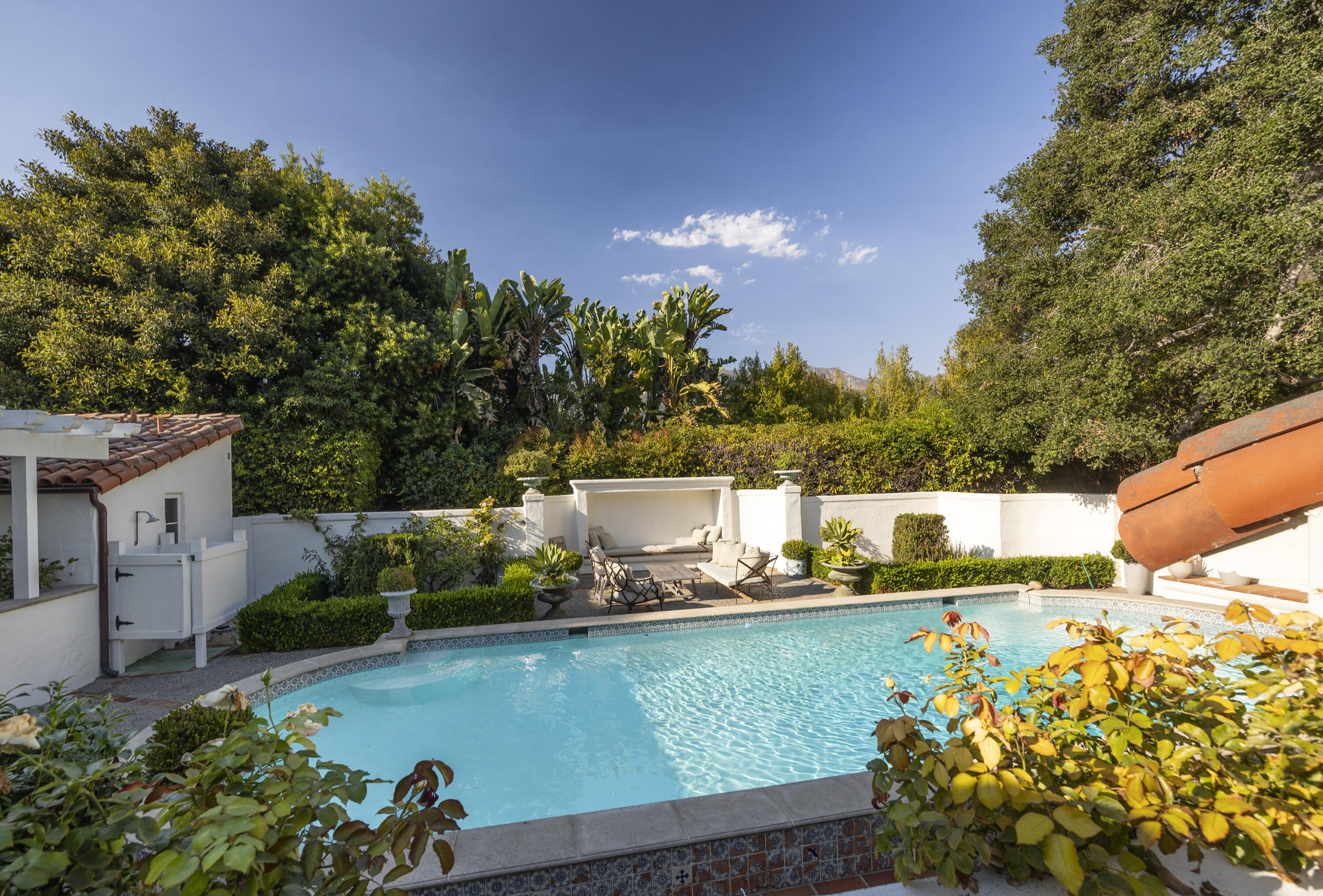 1586 San Leandro Lane