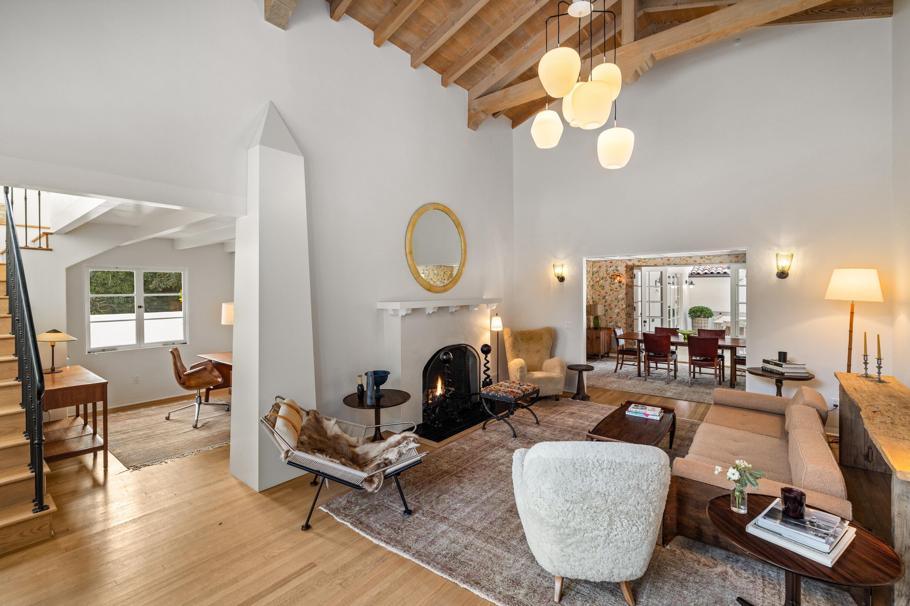 1586 San Leandro Lane