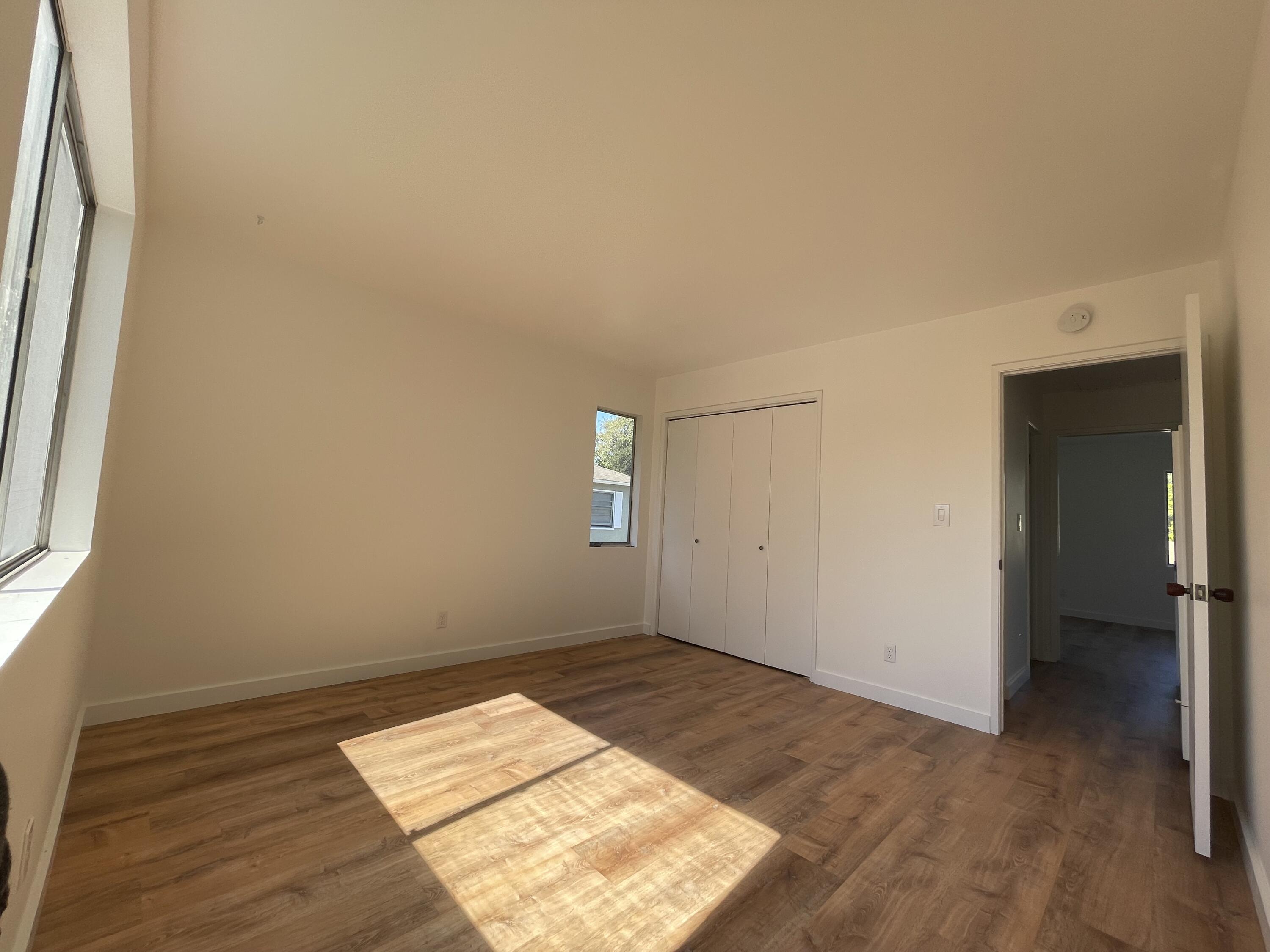 2827-2829 Serena Road