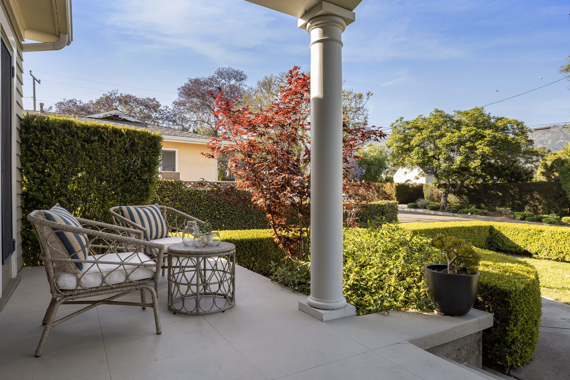 2827-2829 Serena Road