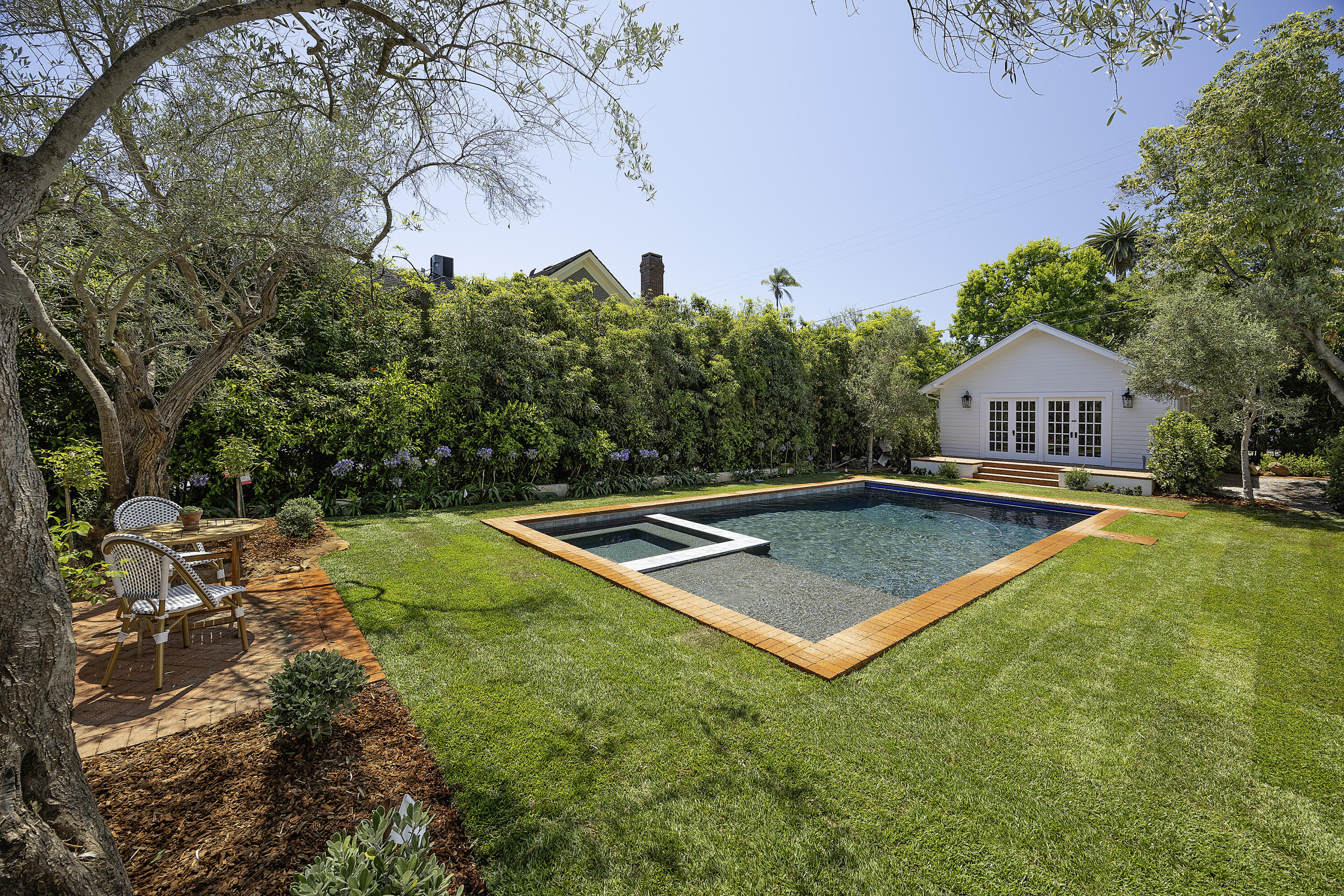 1731 Santa Barbara Street
