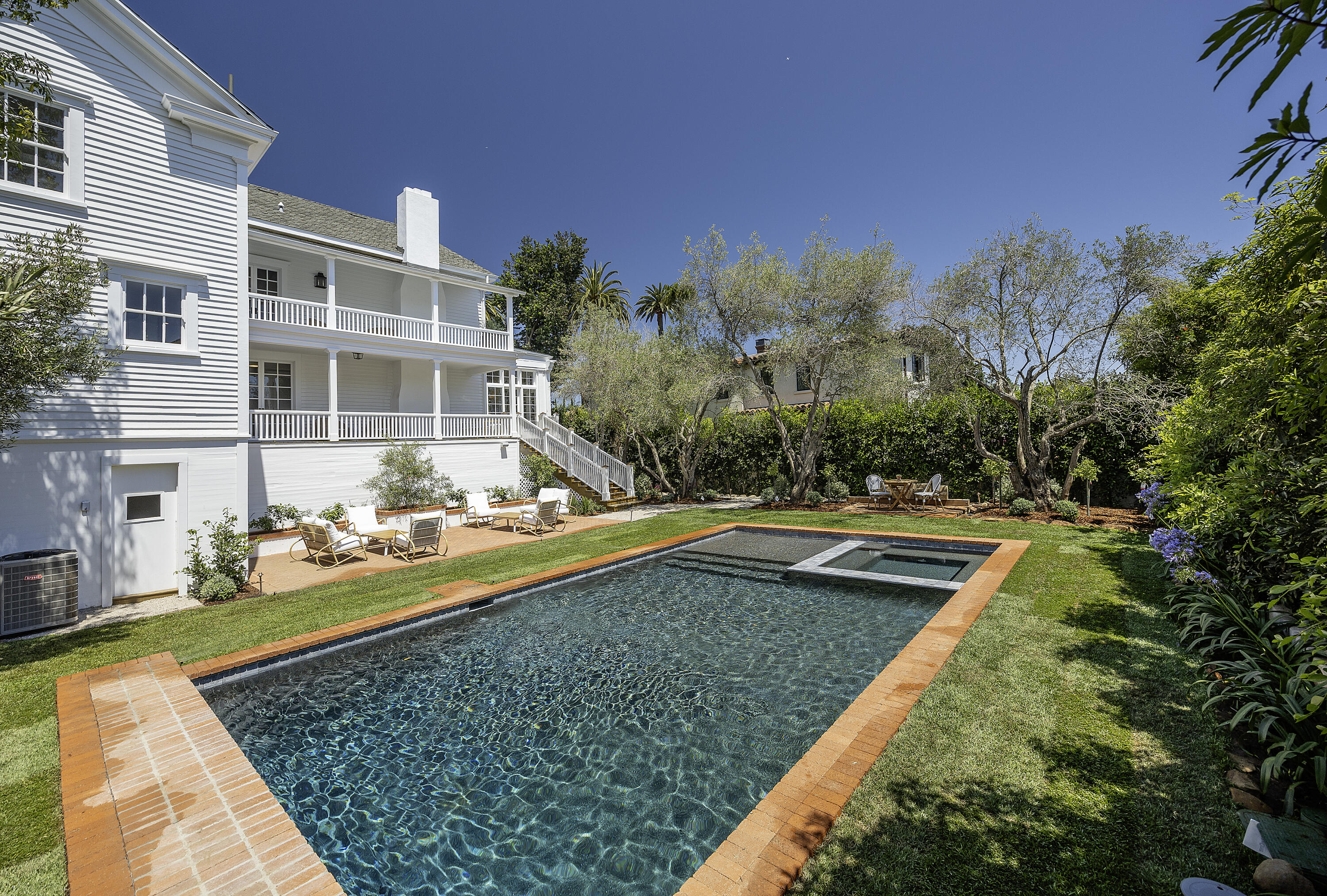 1731 Santa Barbara Street