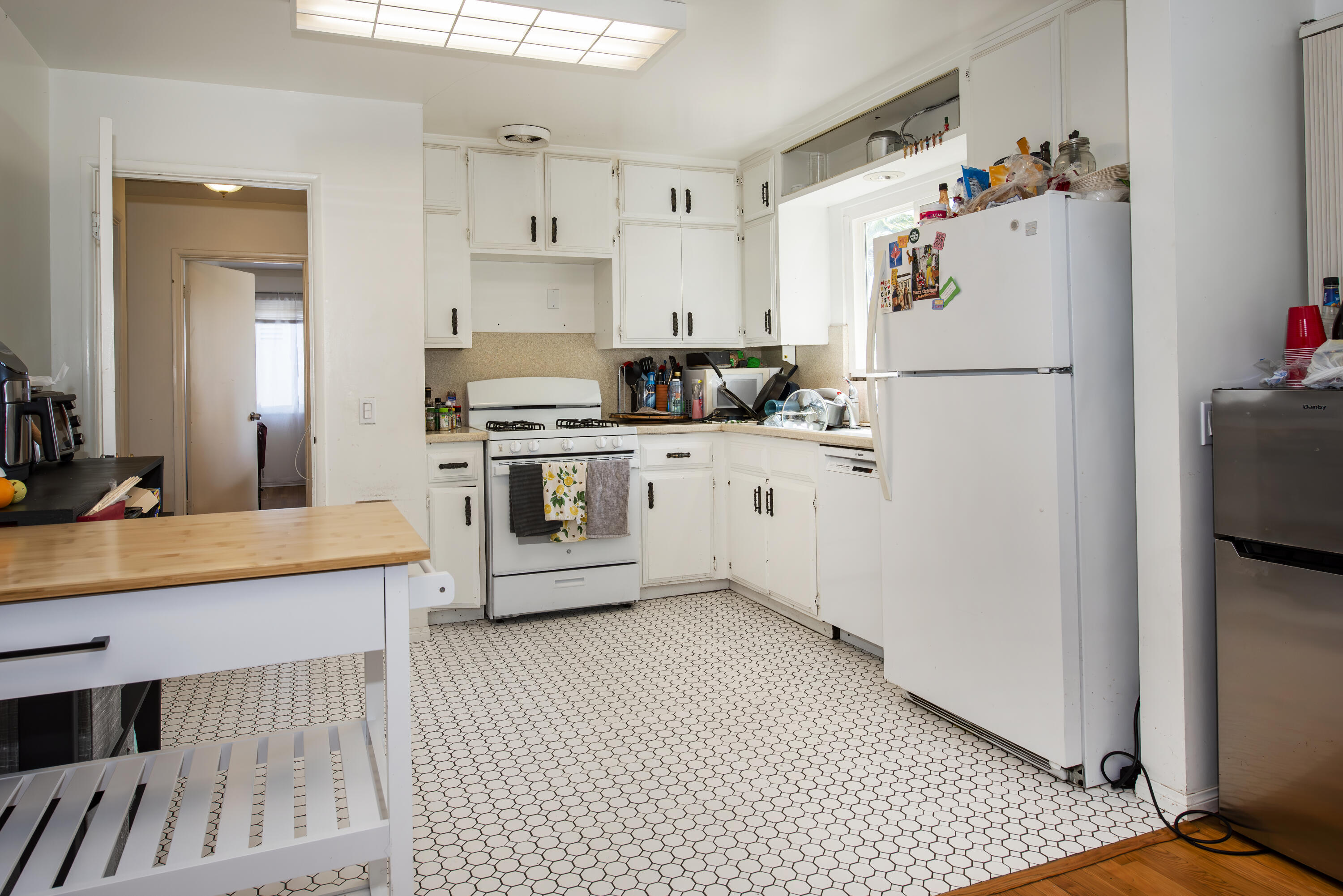 3117 Foothill Road