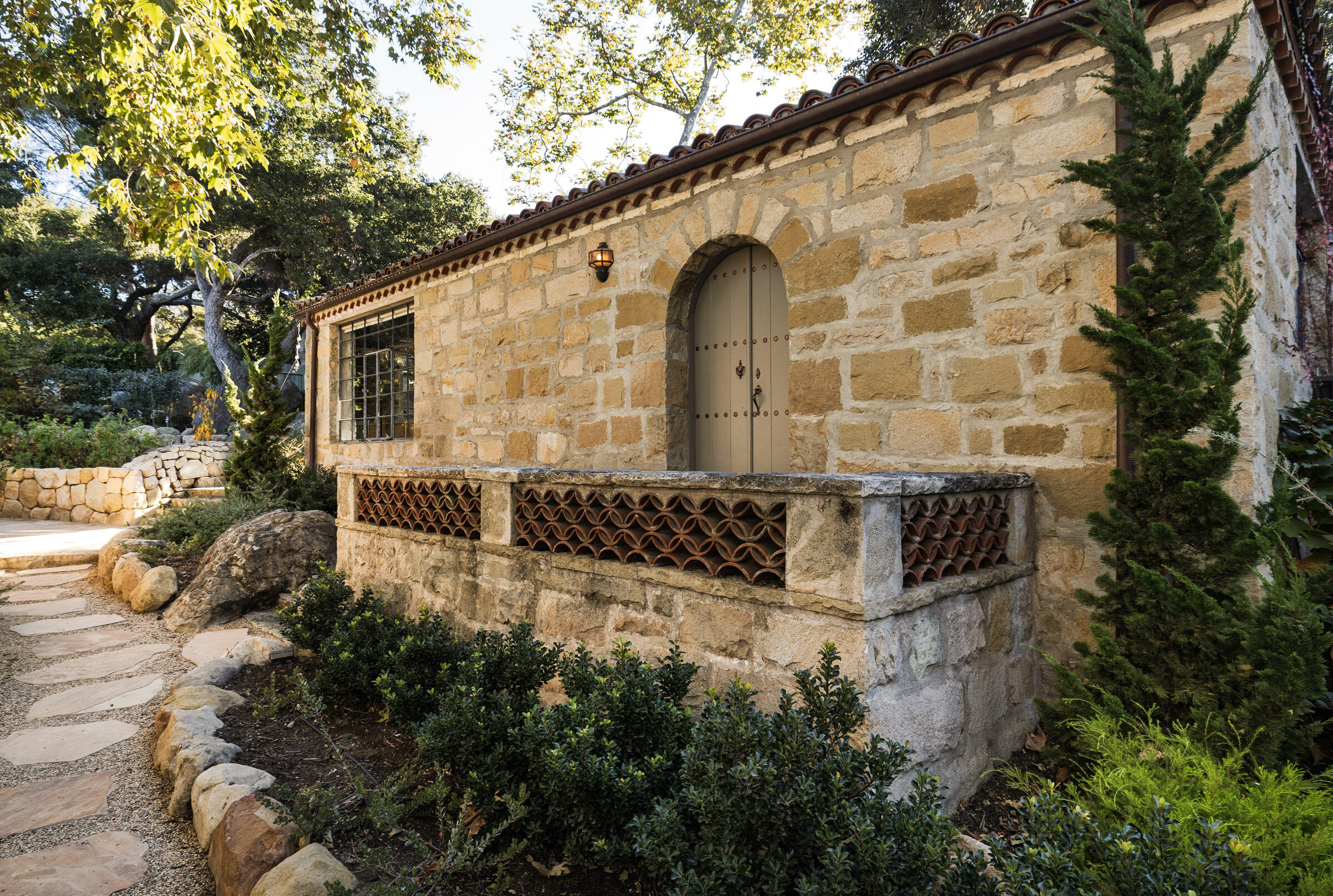 700 Mission Canyon Road
