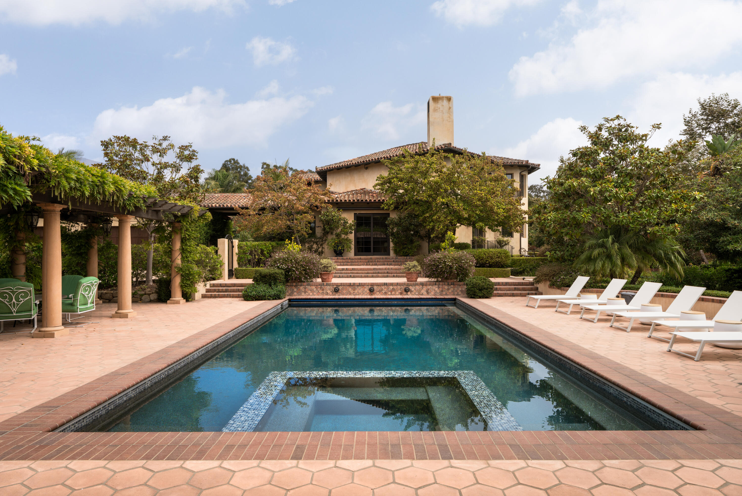 184 Tiburon Bay Lane